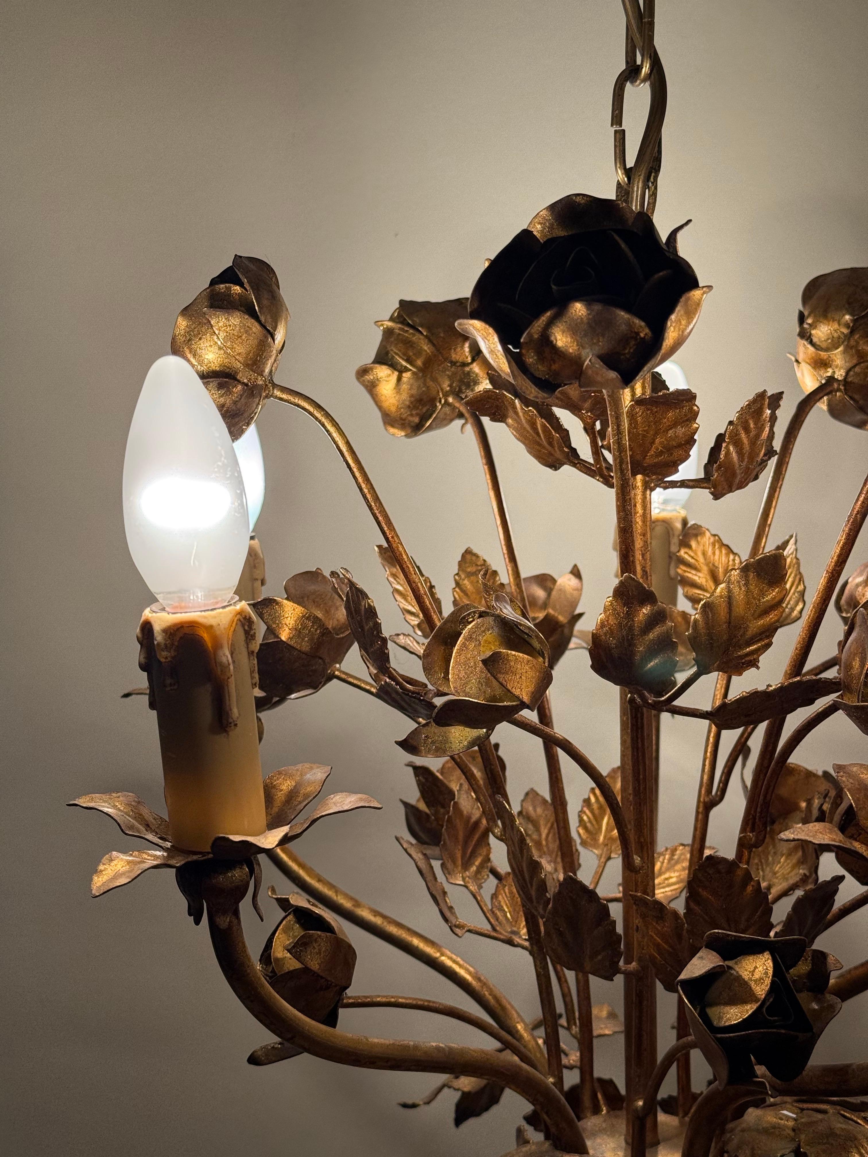 Araña de 5 luces Golden Hollywood Regency Rose en venta 4