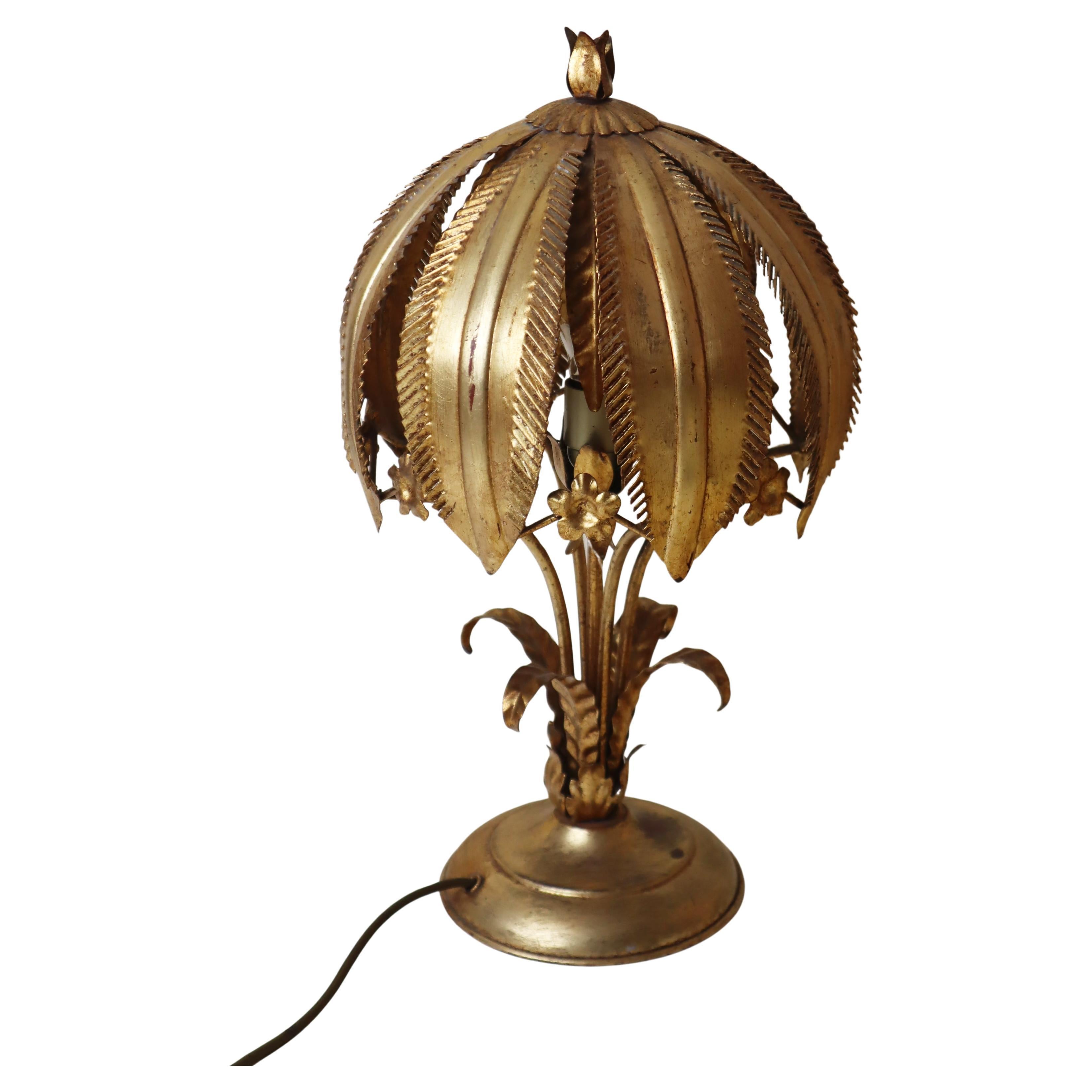 This luxurious gorgeous golden palm tree table lamp is absolutely stunning and eye catching! Its elegance is hard to match Its design is perfect for nature lovers. This lamp is perfect for any style of interior design. Whether you're going for a