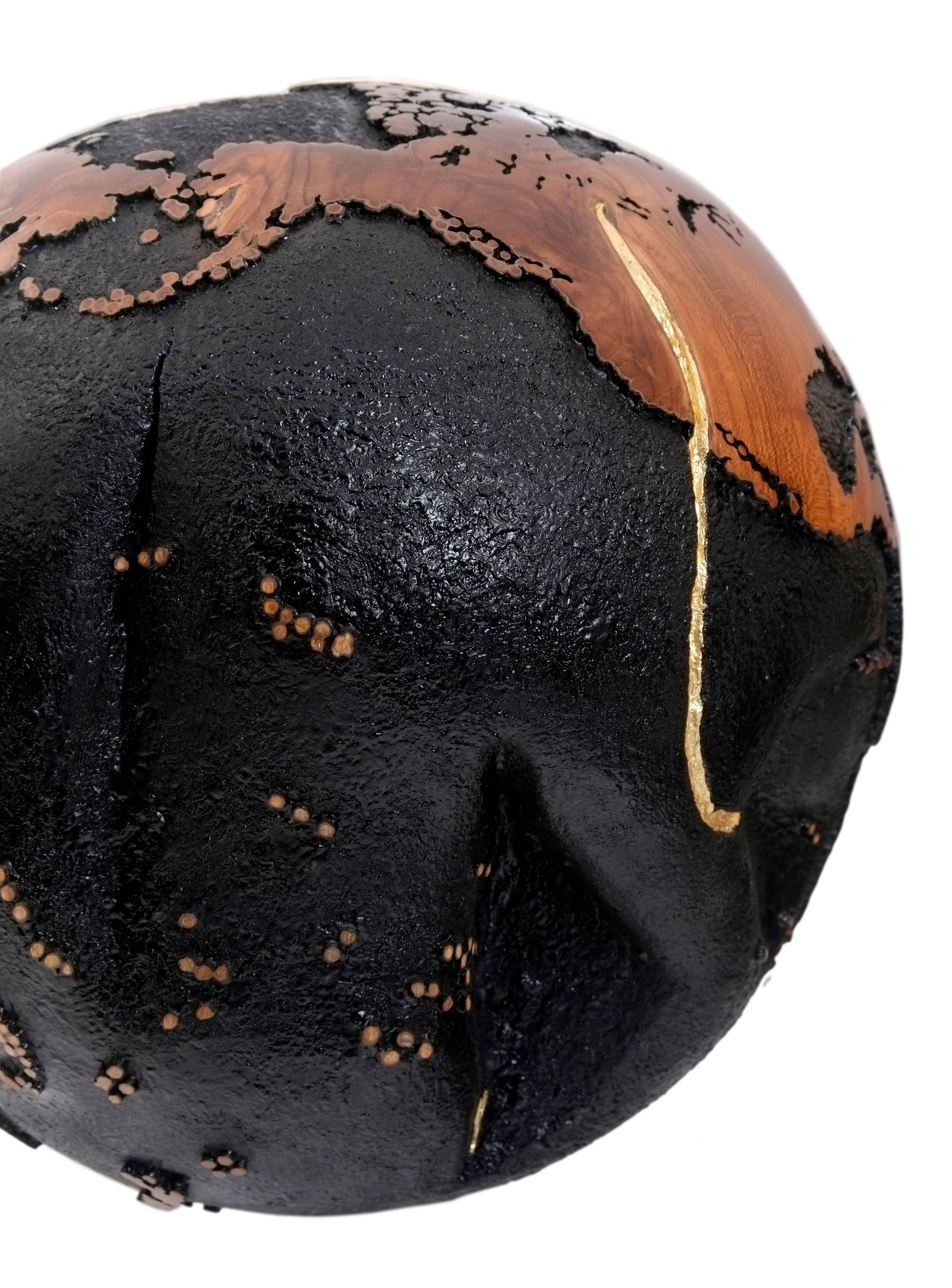 Golden Hook, Globe Made of Teak Root, Gold Paint, Metal Texture Finishing 30 cm 3