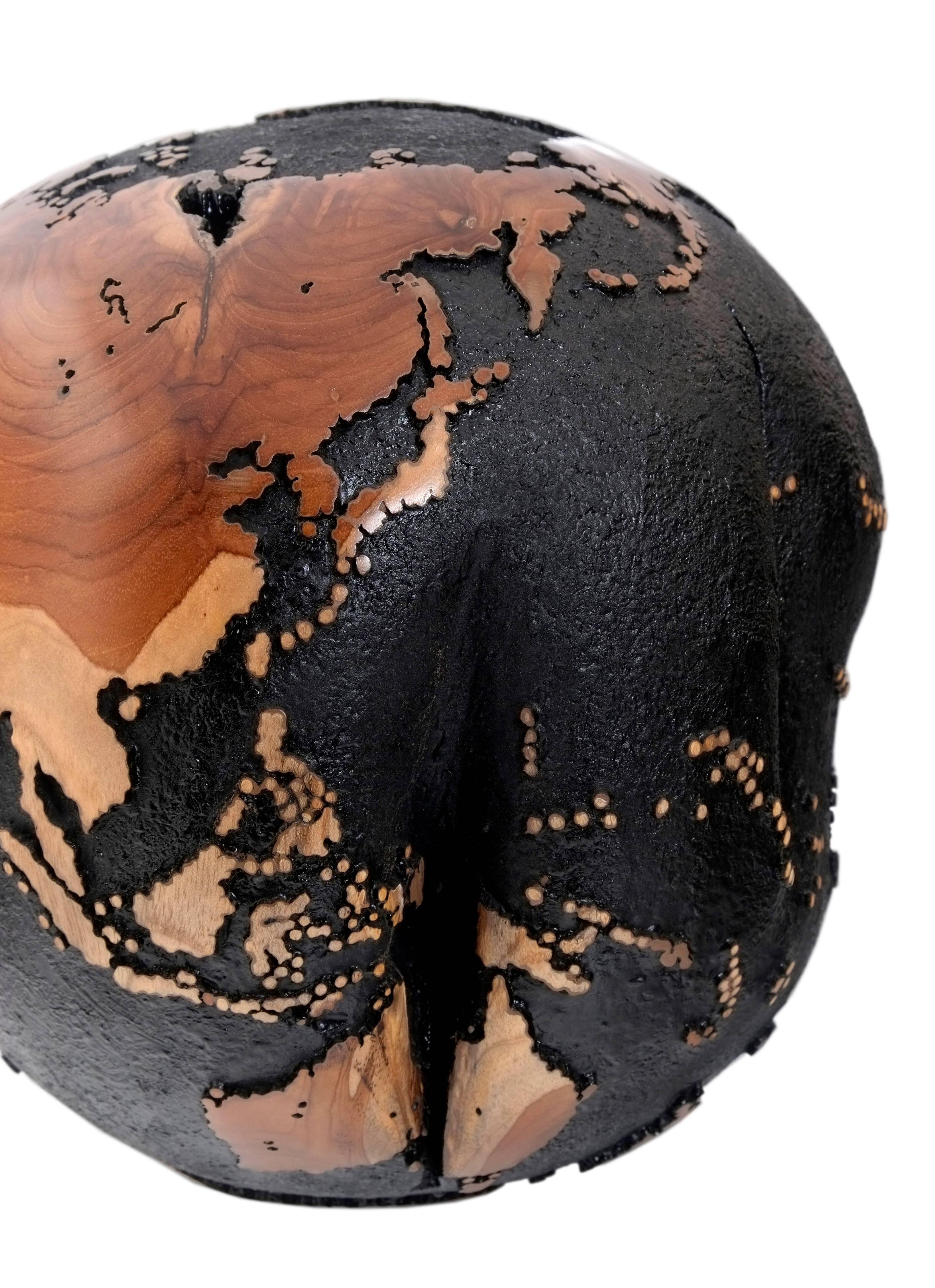 Contemporary Golden Hook, Globe Made of Teak Root, Gold Paint, Metal Texture Finishing 30 cm