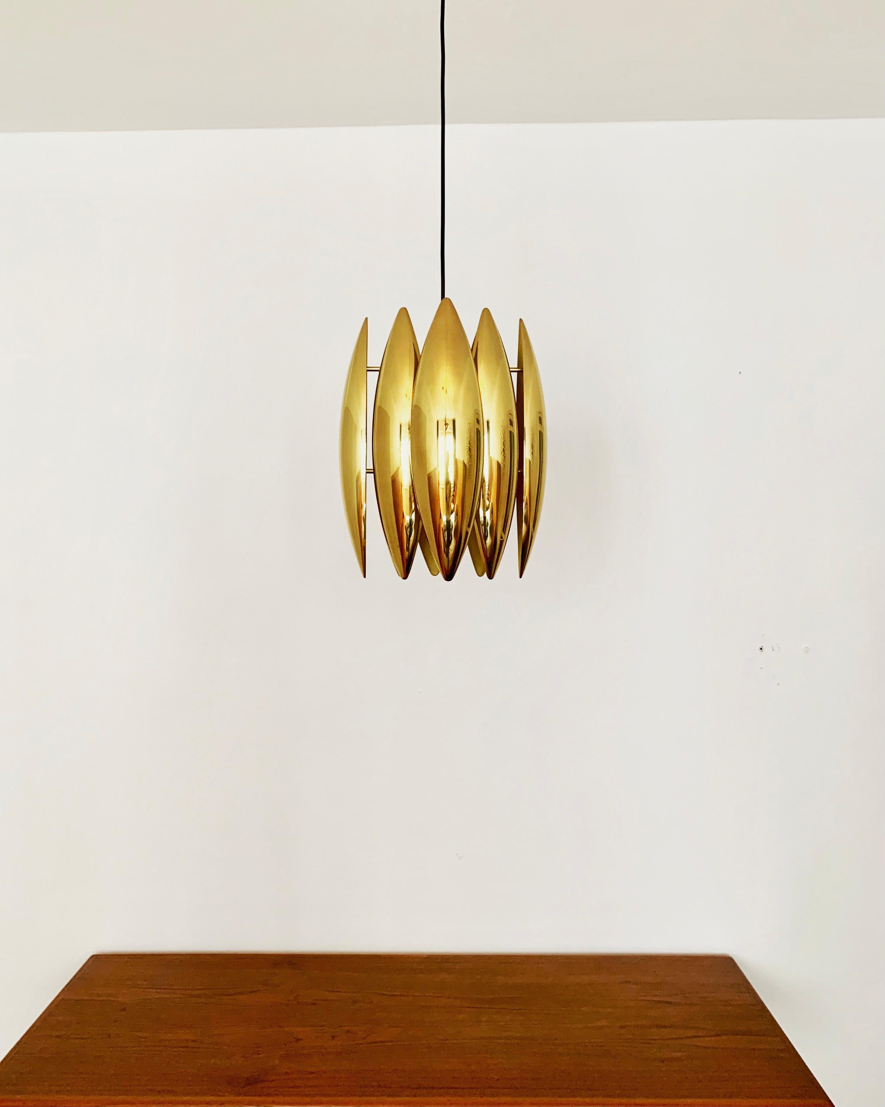 Milieu du XXe siècle Lampe à suspension Golden Kastor par Jo Hammerborg pour Fog and Morup en vente
