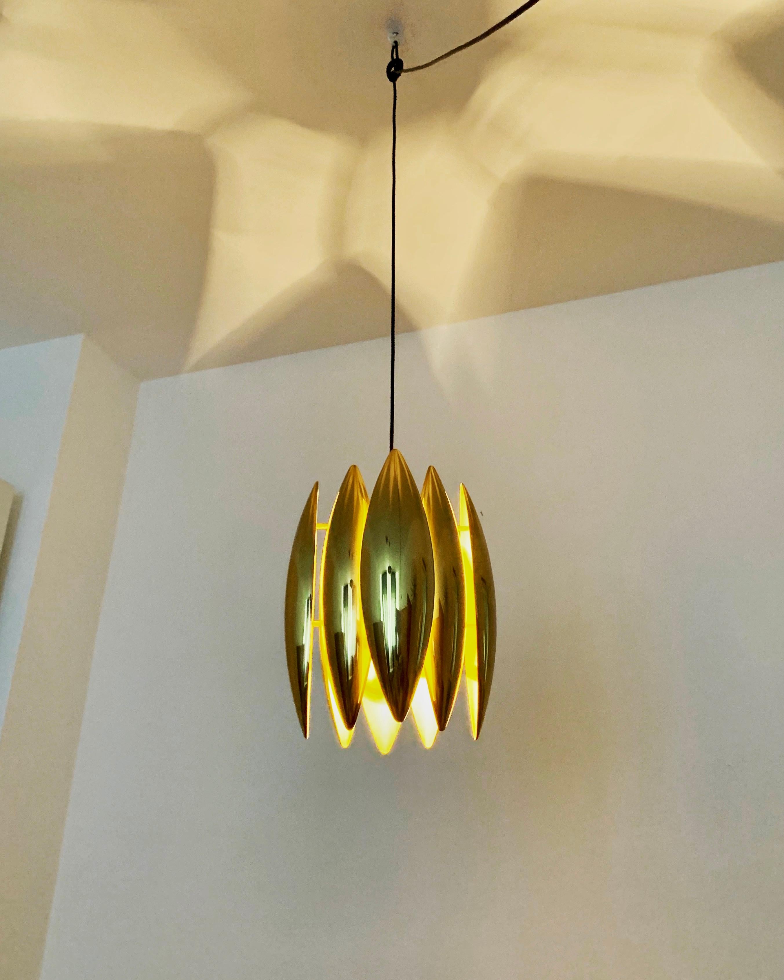 Lampe à suspension Golden Kastor par Jo Hammerborg pour Fog and Morup en vente 2