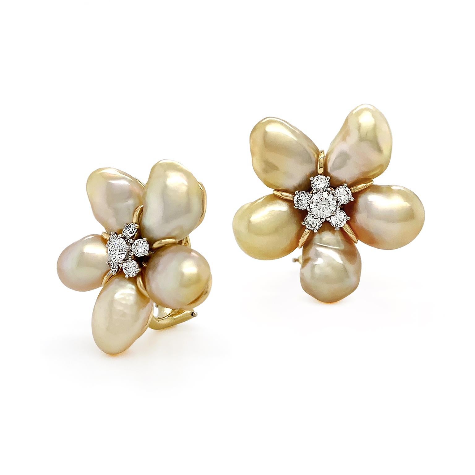 Golden Keshi Pearl 18K Yellow Gold Diamond Cluster Earrings In New Condition For Sale In New York, NY