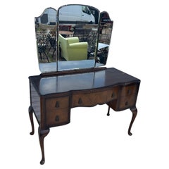 Golden Key Vanity with mirror