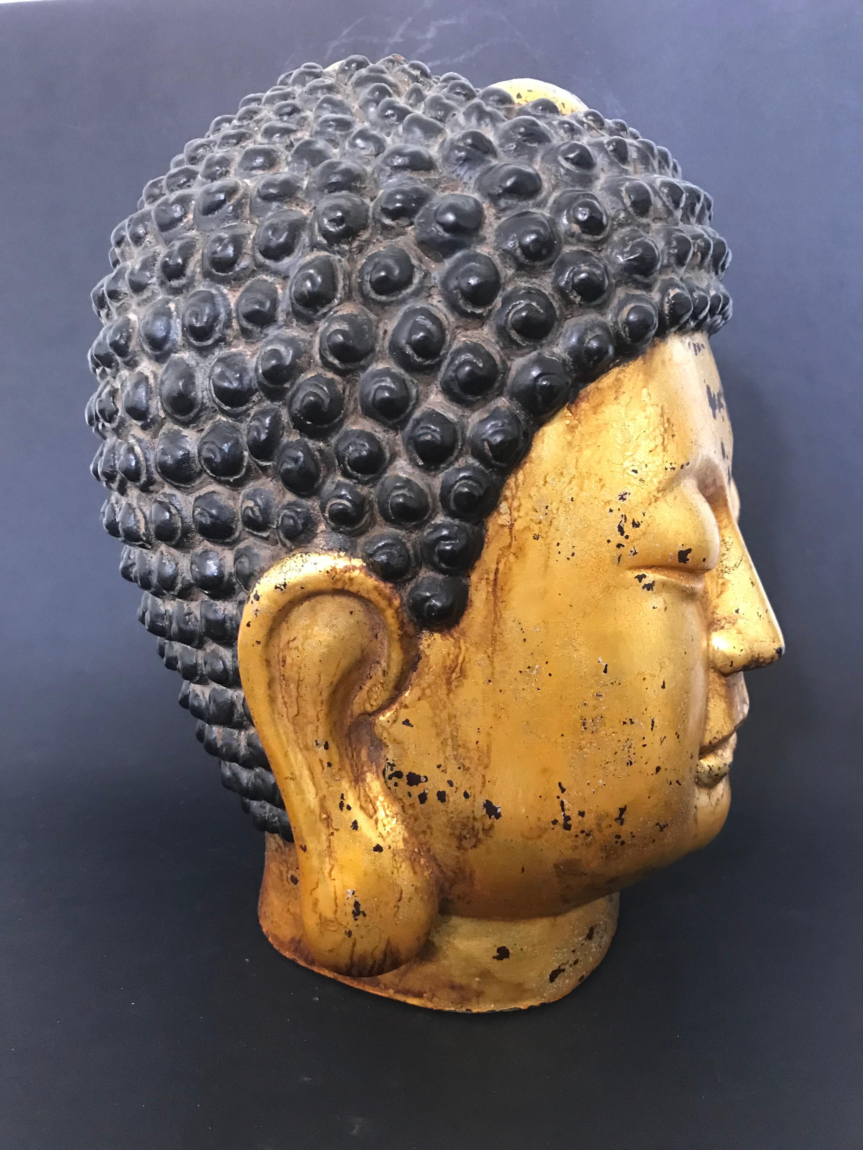 Goldener lackierter Buddha-Kopf im Ming-Stil, Gold (Holz) im Angebot