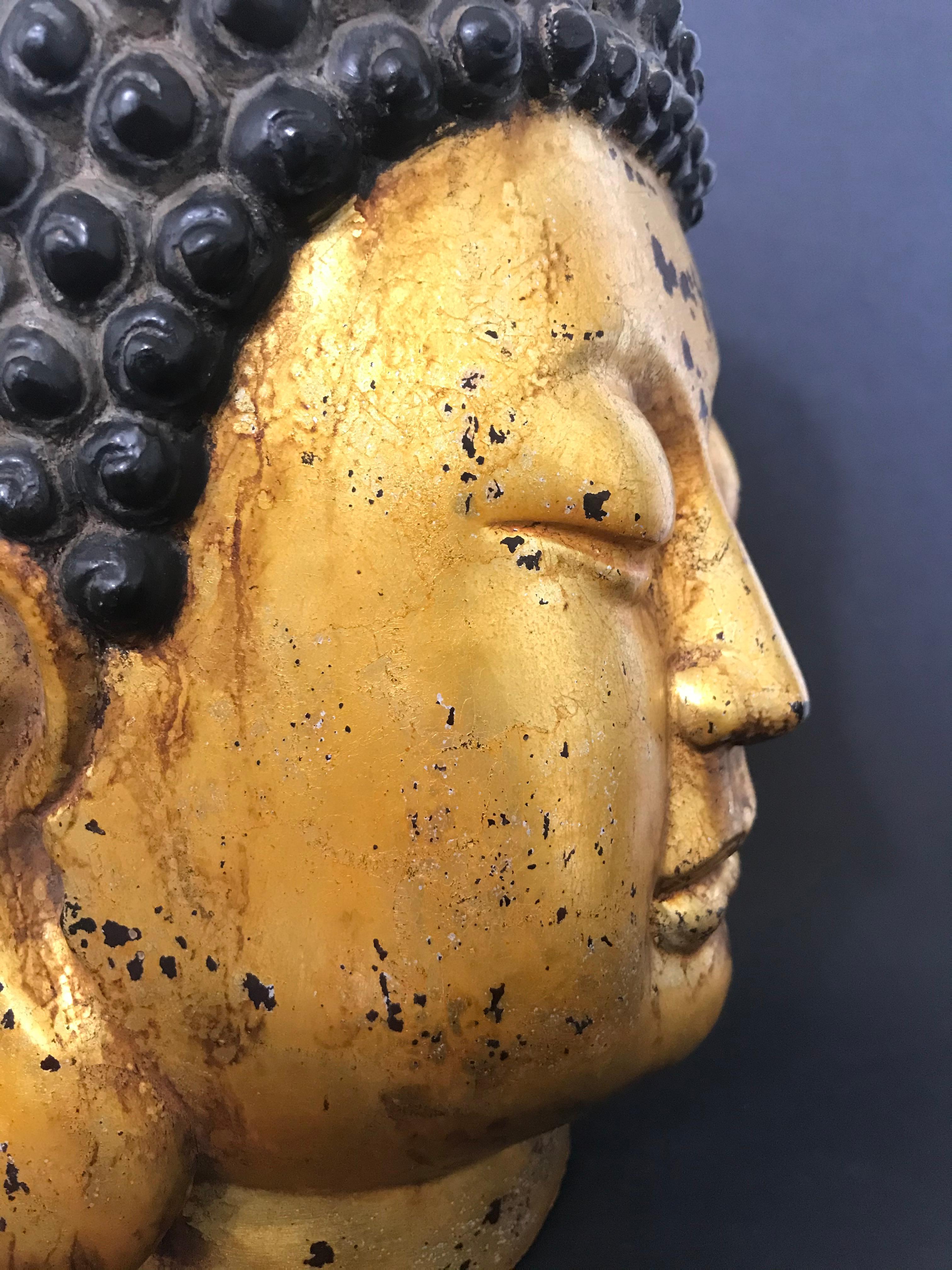 Goldener lackierter Buddha-Kopf im Ming-Stil, Gold im Angebot 1