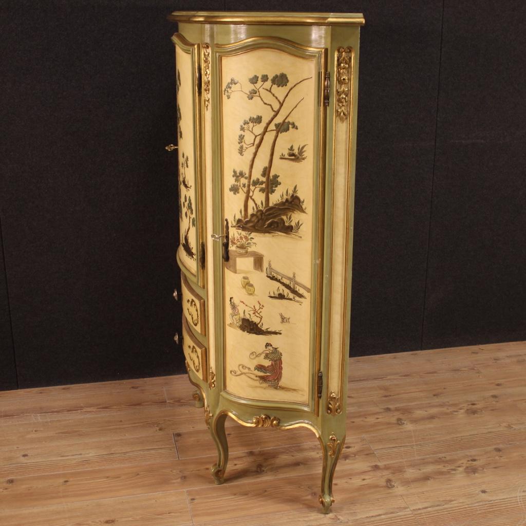Golden, Lacquered and Painted Venetian Cupboard, 20th Century For Sale 6