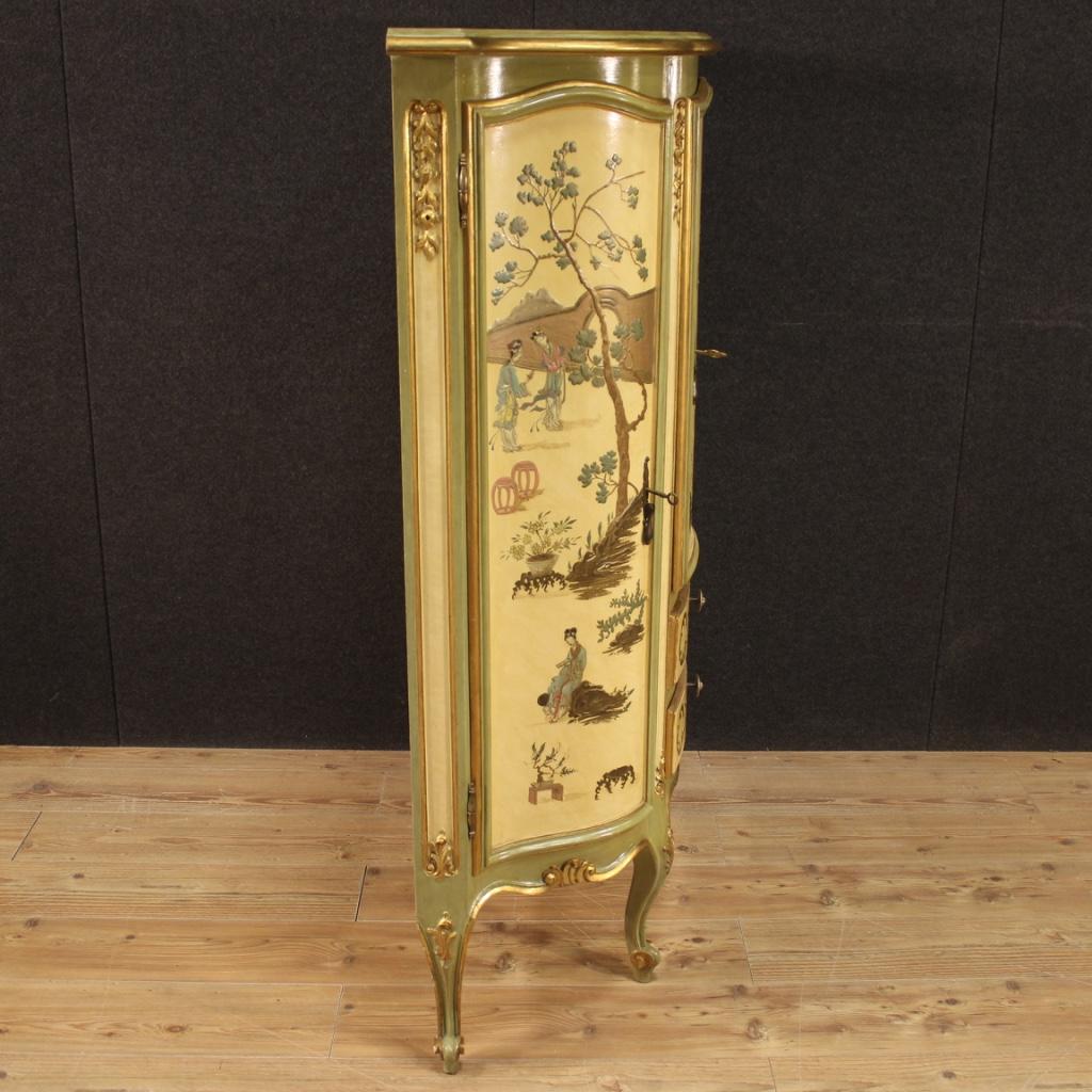Golden, Lacquered and Painted Venetian Cupboard, 20th Century For Sale 4
