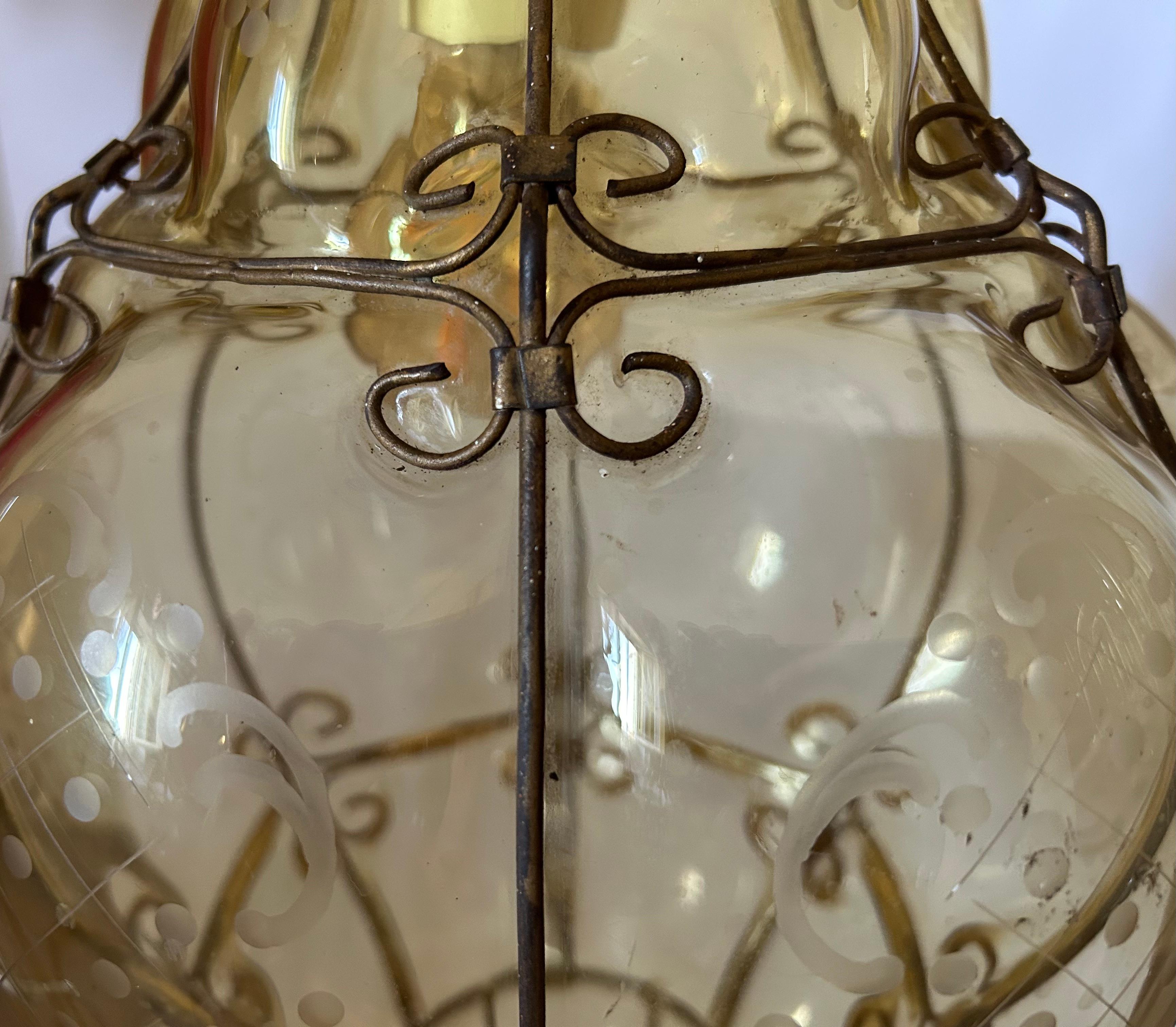 Linternas Doradas, Pareja de Elegantes Colgantes de Murano, Años 80 en venta 4