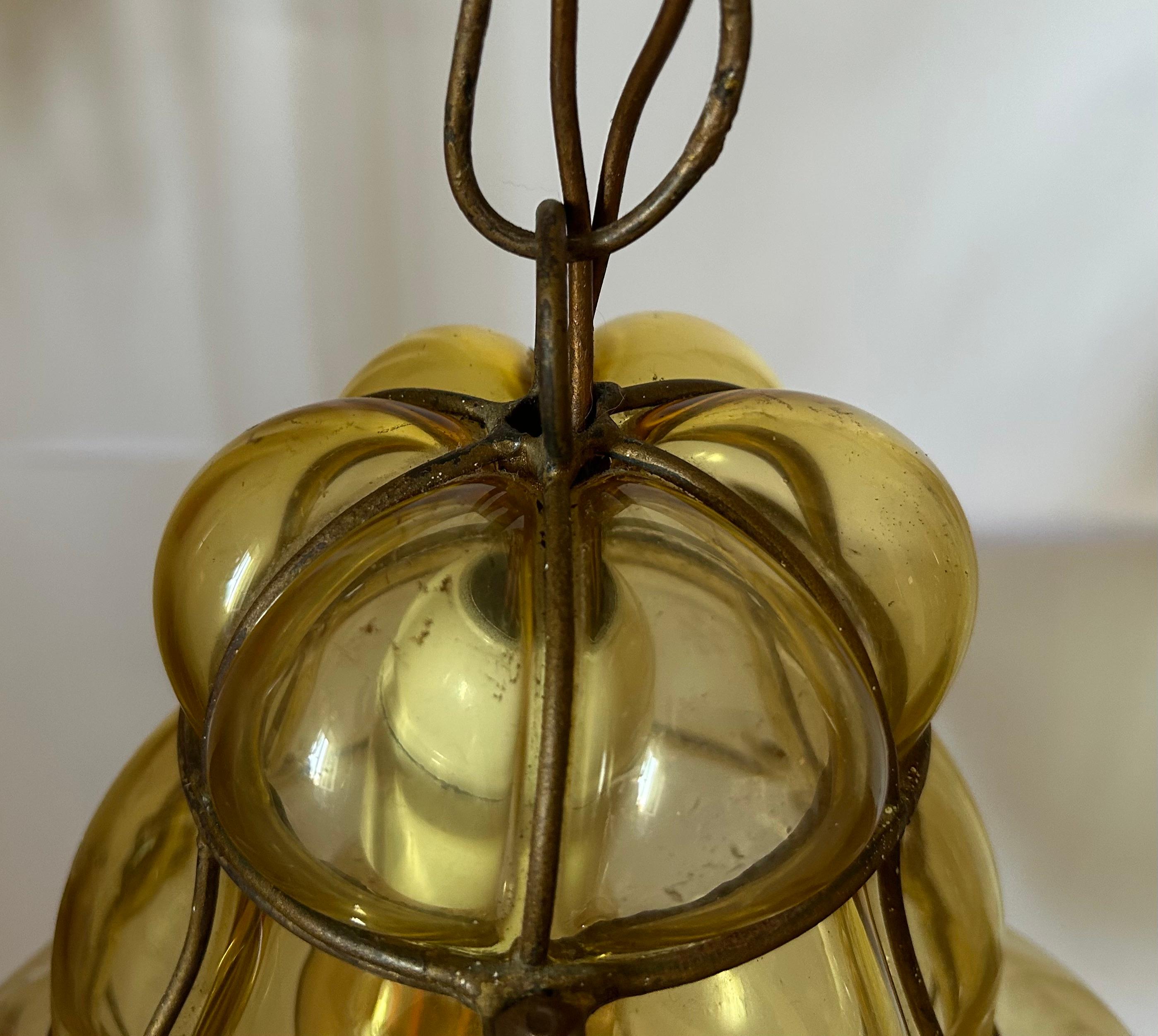 Linternas Doradas, Pareja de Elegantes Colgantes de Murano, Años 80 en venta 5