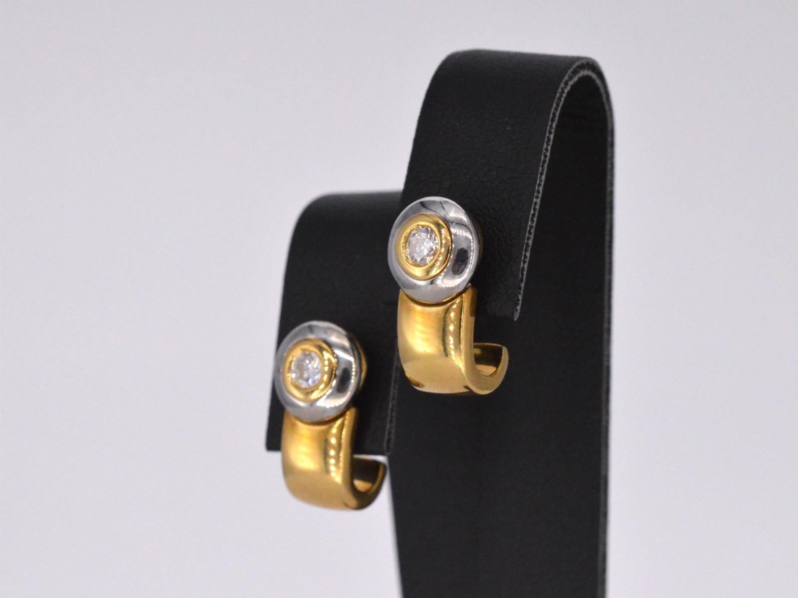 Taille brillant Boucles d'oreilles Lechic doré avec diamants en vente