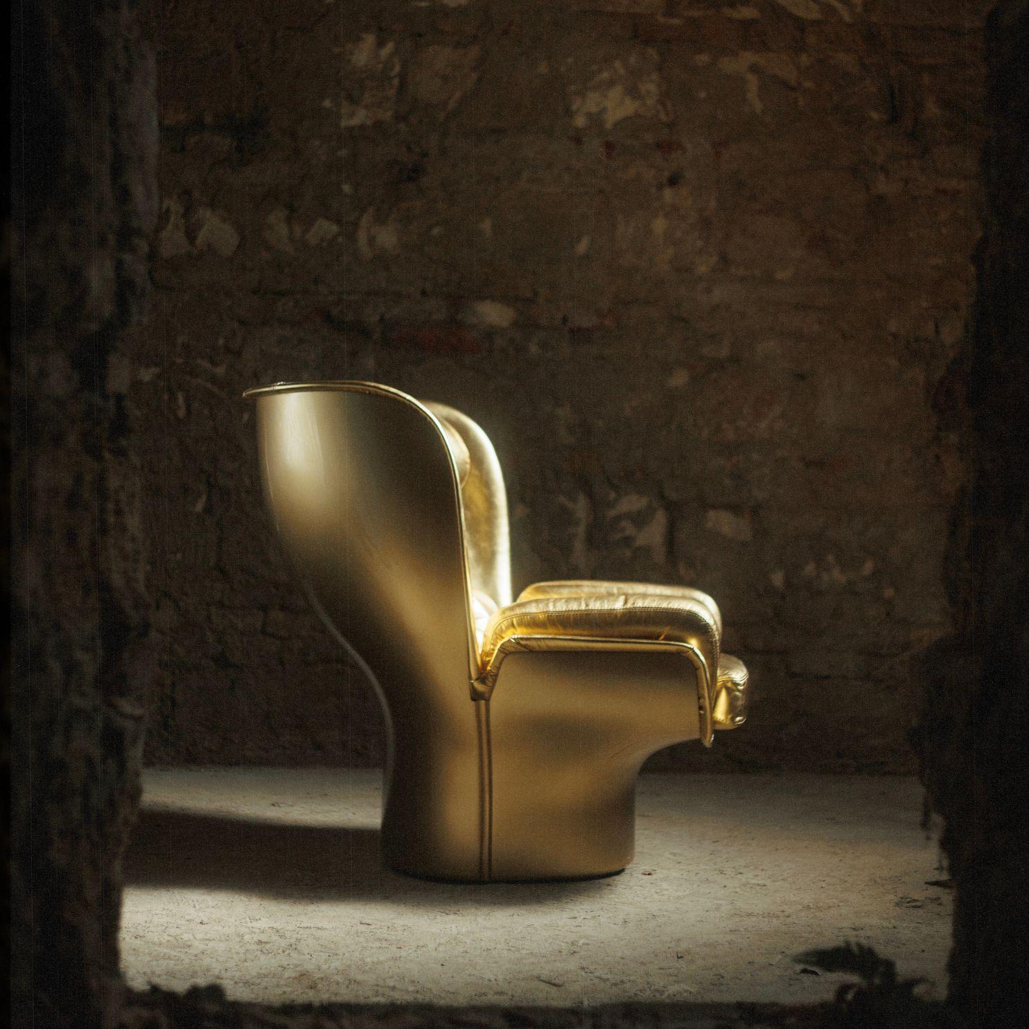 Italian Golden Limited Edition Elda Chair by Joe Colombo for Longhi Italy no. 8/20 For Sale