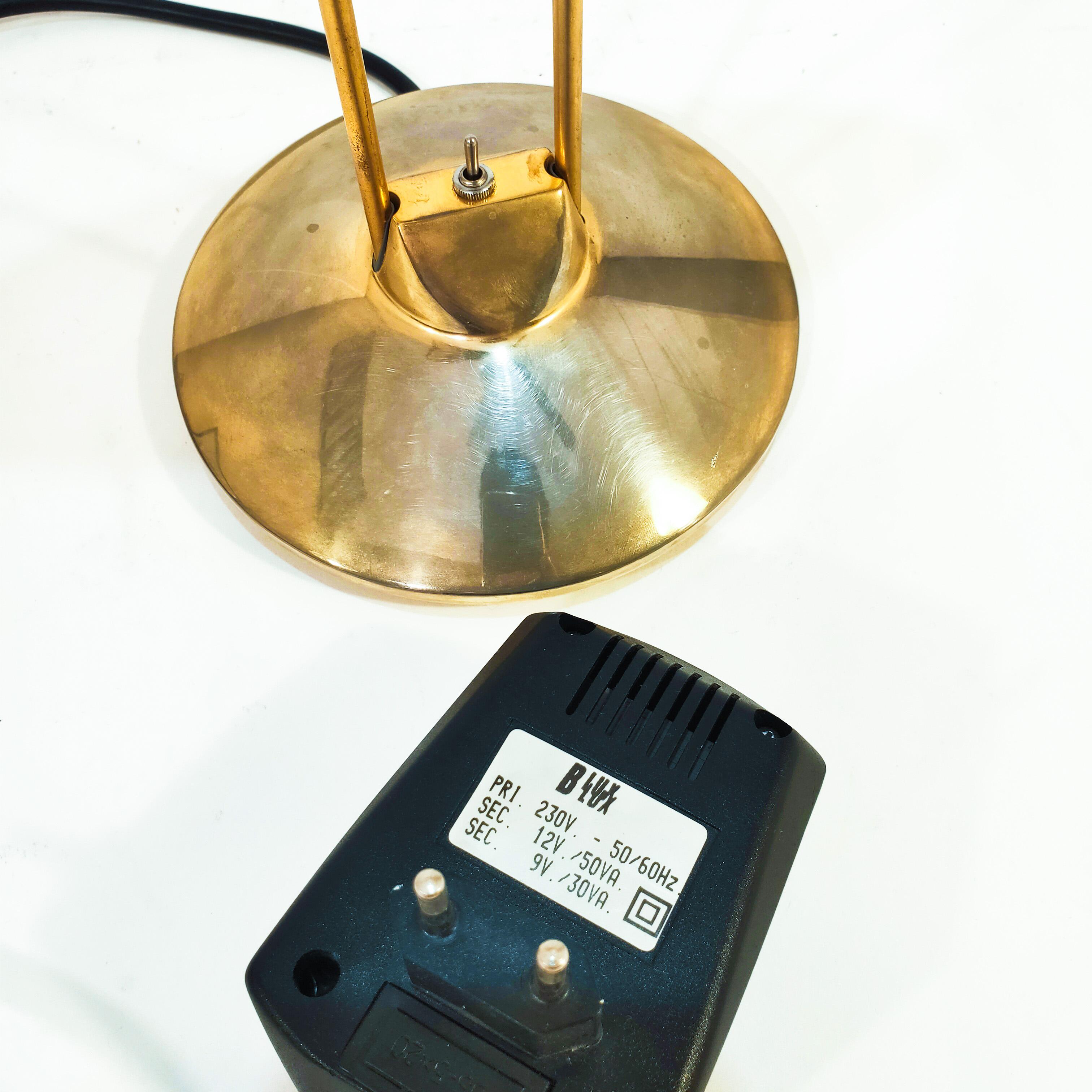 Golden Editions. Lampe de table de Jorge Pensi pour B-Lux, Espagne, années 1980 en vente 4
