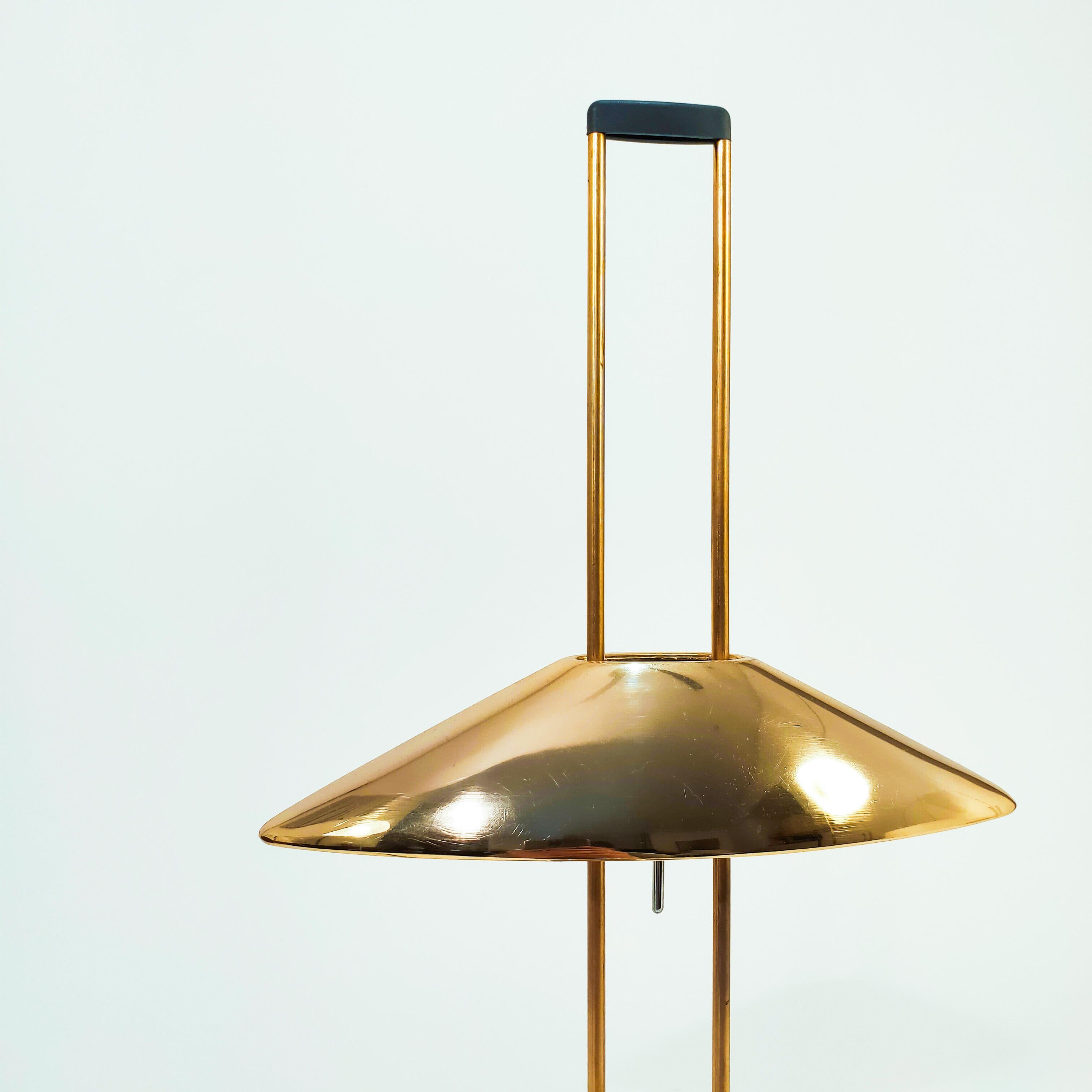Espagnol Golden Editions. Lampe de table de Jorge Pensi pour B-Lux, Espagne, années 1980 en vente