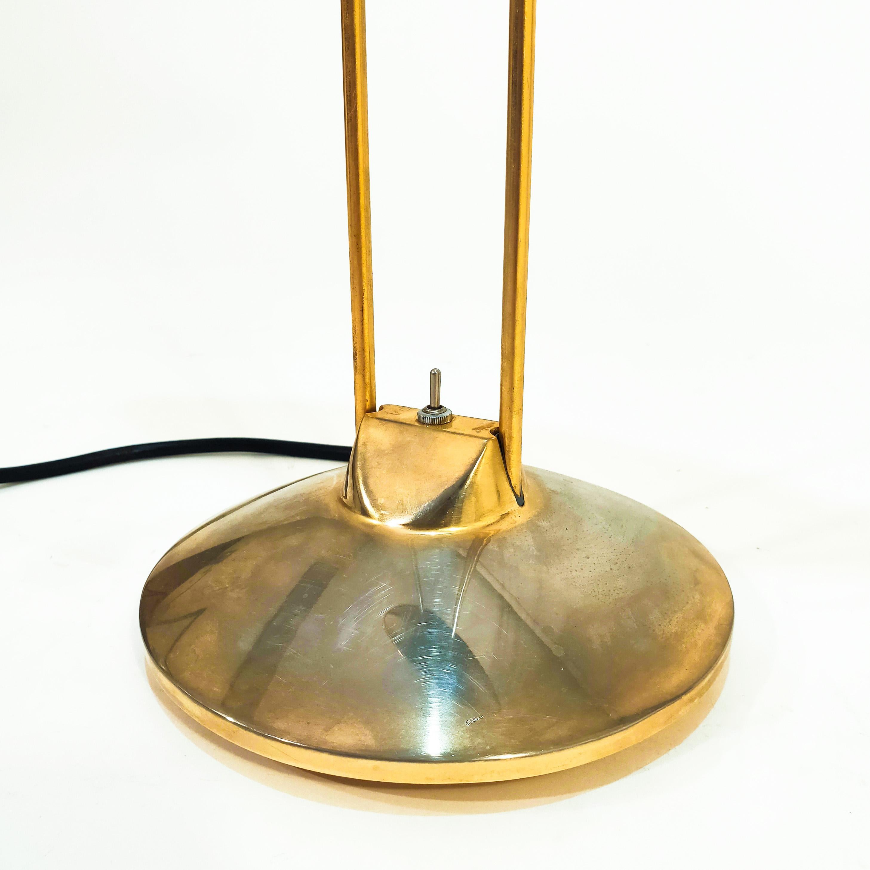 Golden Editions. Lampe de table de Jorge Pensi pour B-Lux, Espagne, années 1980 Bon état - En vente à SANT ADRIÀ DE BESÒS, ES