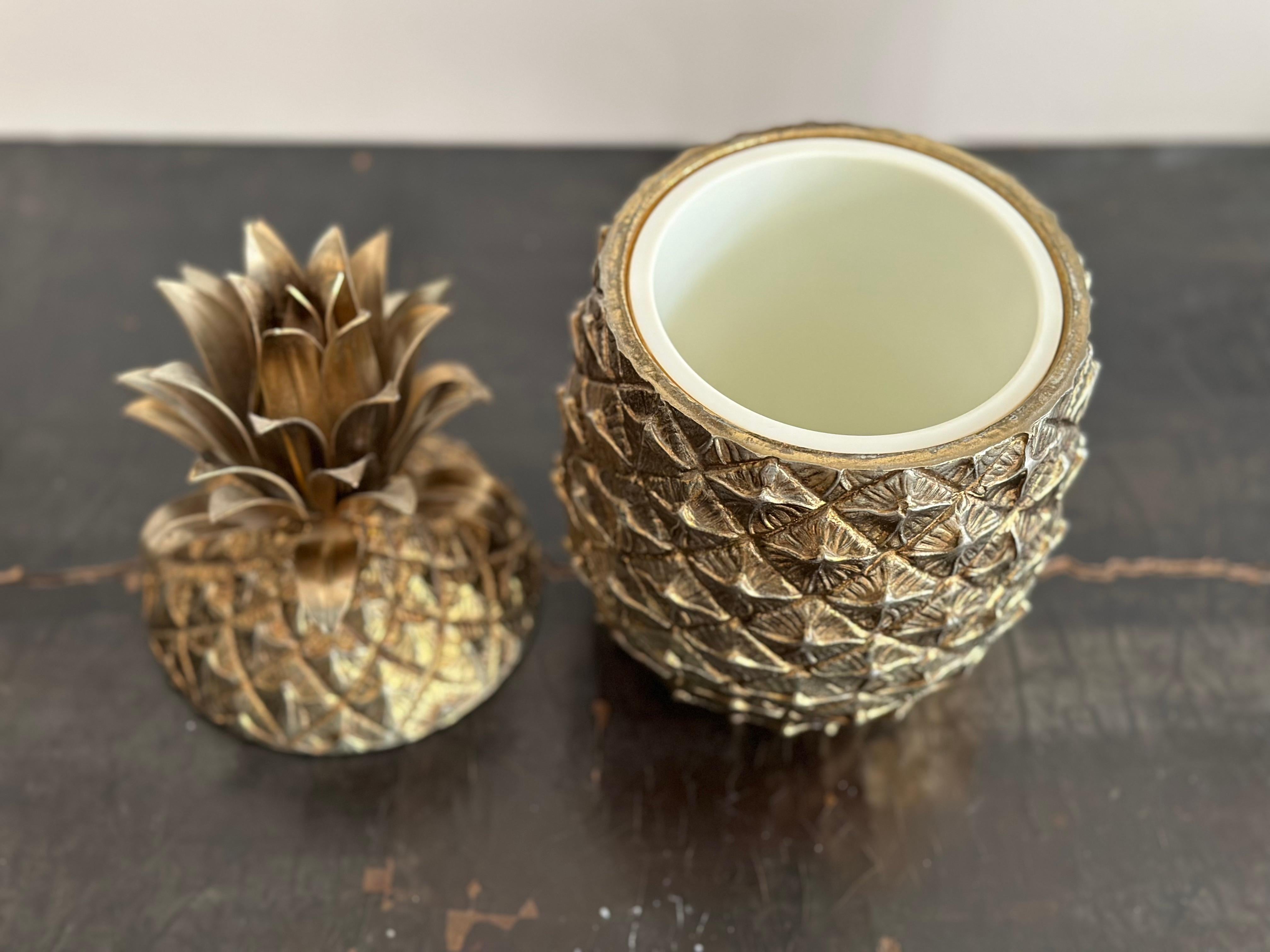  Golden Mauro Manetti Pineapple Ice Bucket from Florence, Italy, circa 1970 For Sale 1