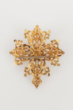 Golden Metal Brooch with Rhinestones