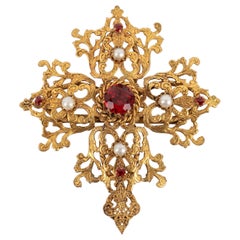 Golden Metal Brooch with Rhinestones