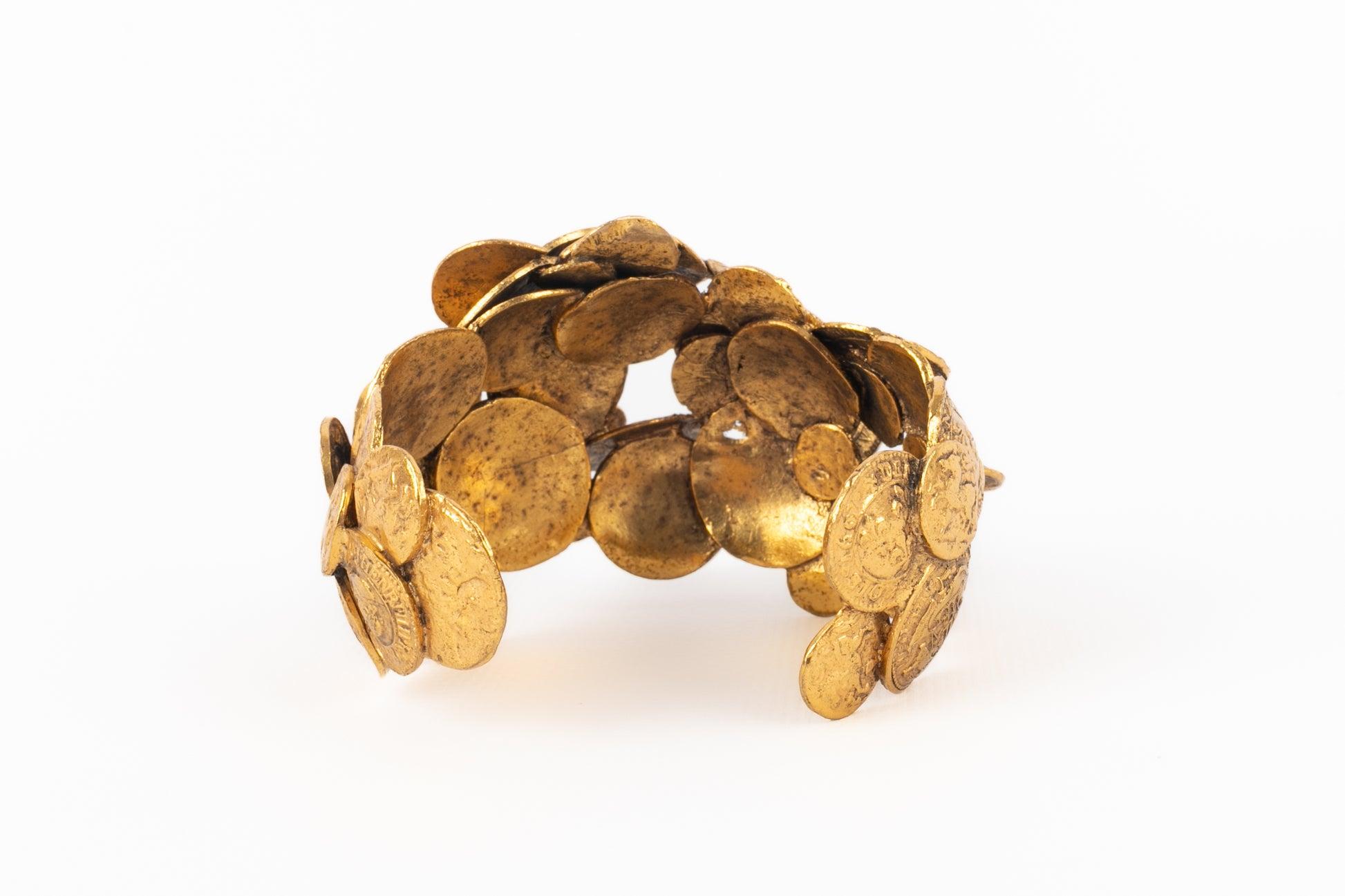 Pulsera de monedas de metal dorado en venta 2