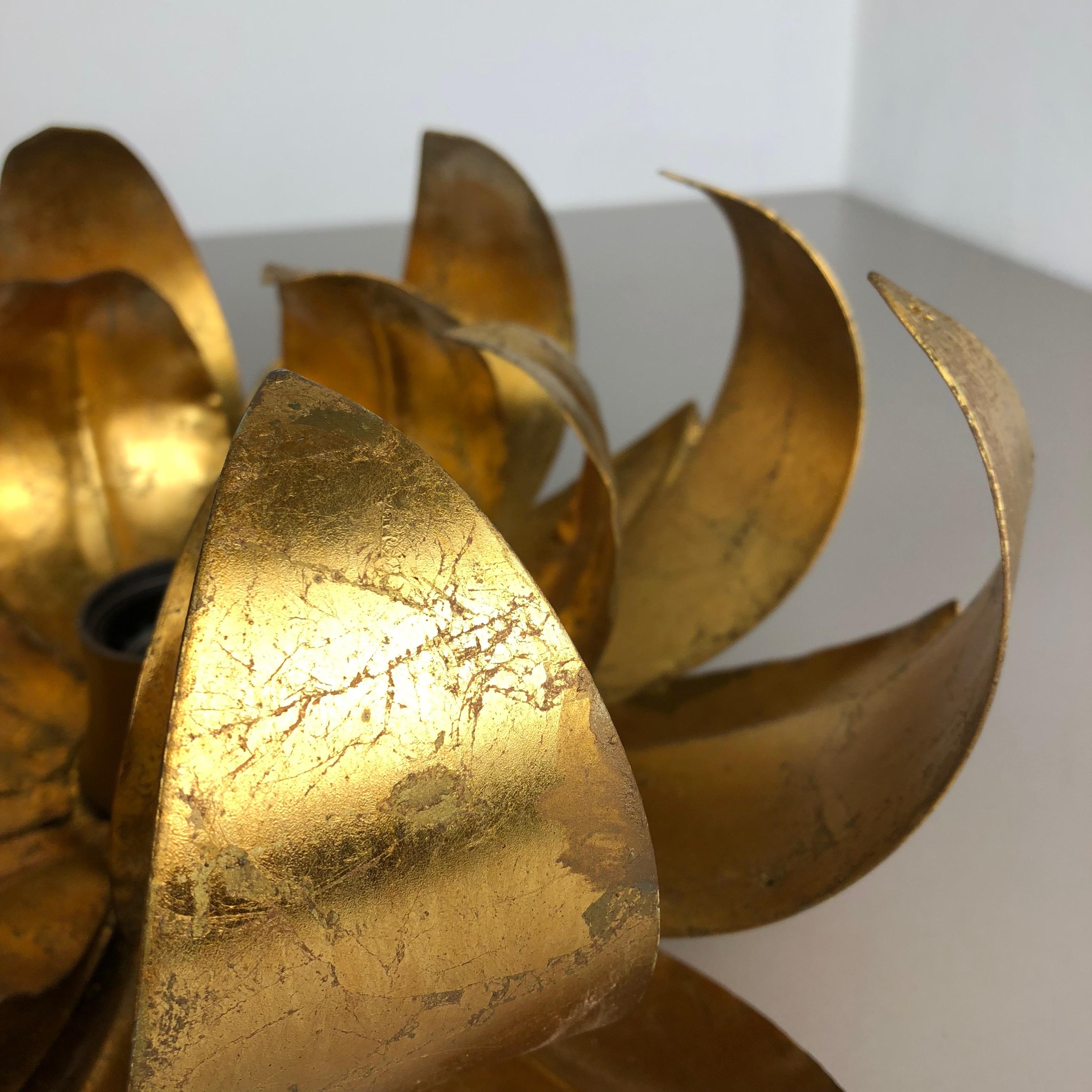 Golden Metal Florentiner Leaf Theatre Wall Ceiling Light Sconces, Italy, 1960s 5