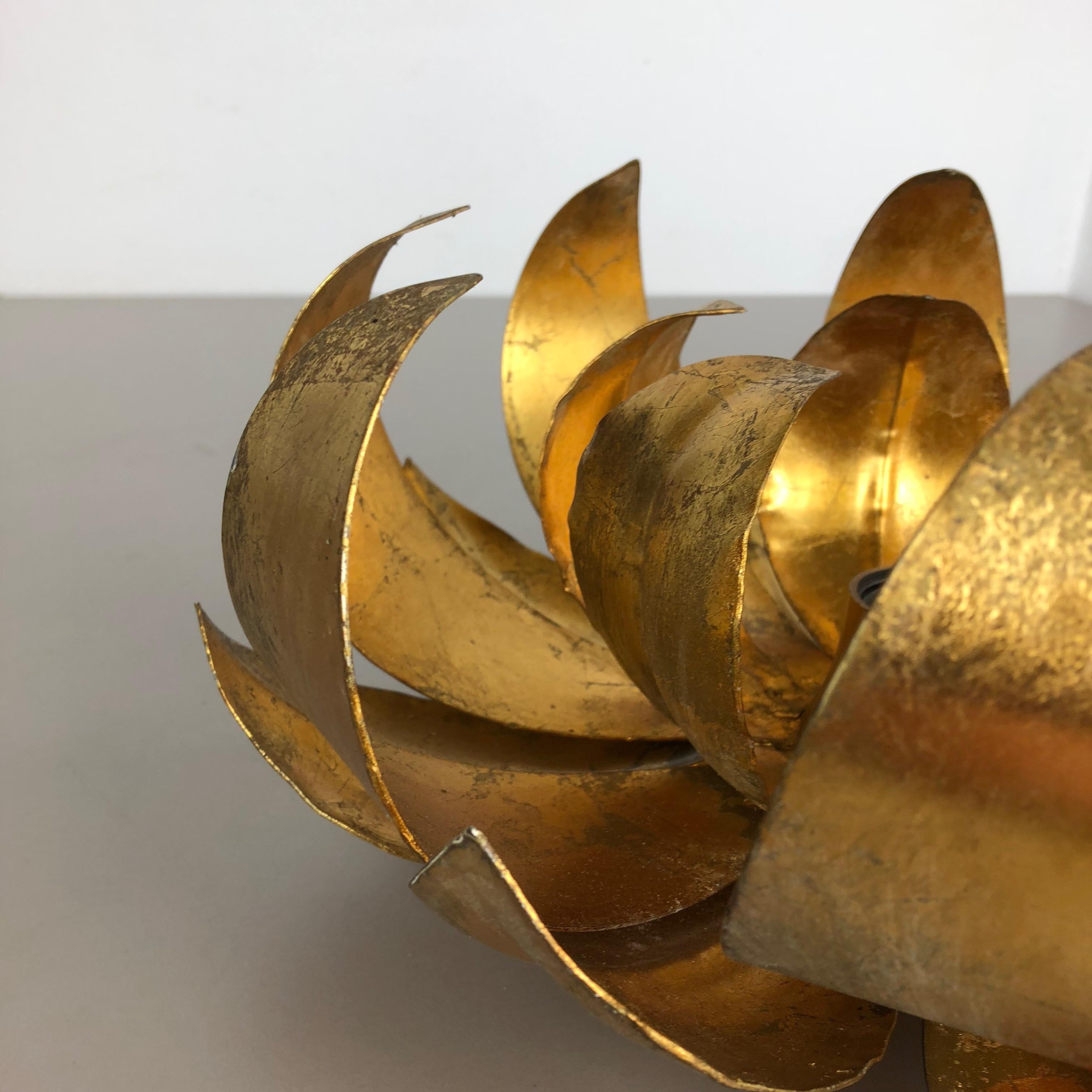 Golden Metal Florentiner Leaf Theatre Wall Ceiling Light Sconces, Italy, 1960s 13