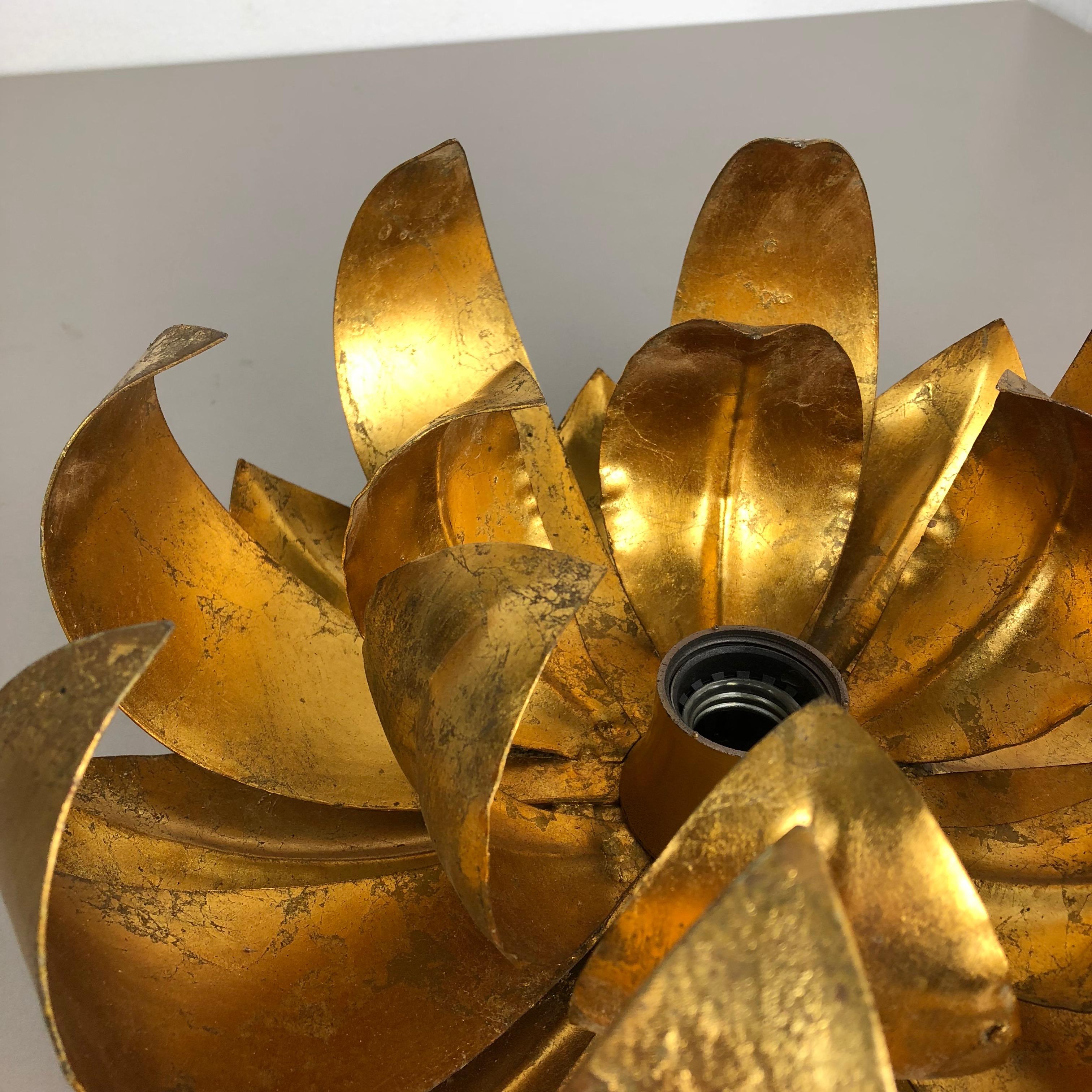 Golden Metal Florentiner Leaf Theatre Wall Ceiling Light Sconces, Italy, 1960s 14