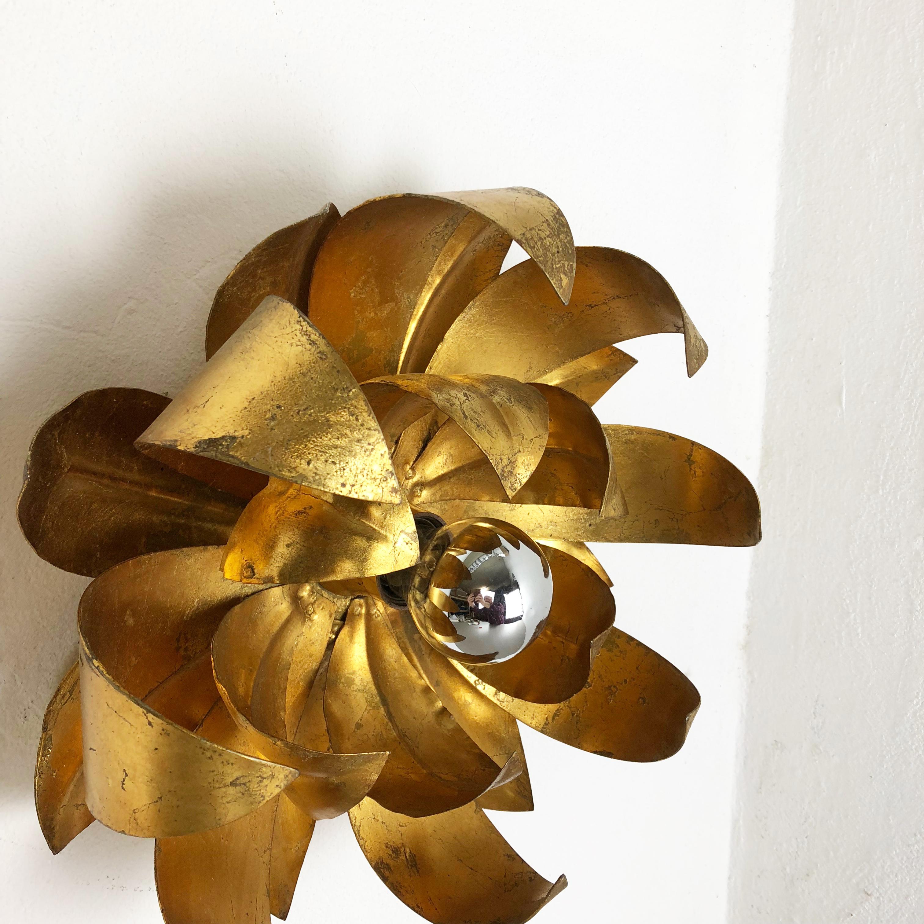 Golden Metal Florentiner Leaf Theatre Wall Ceiling Light Sconces, Italy, 1960s 1