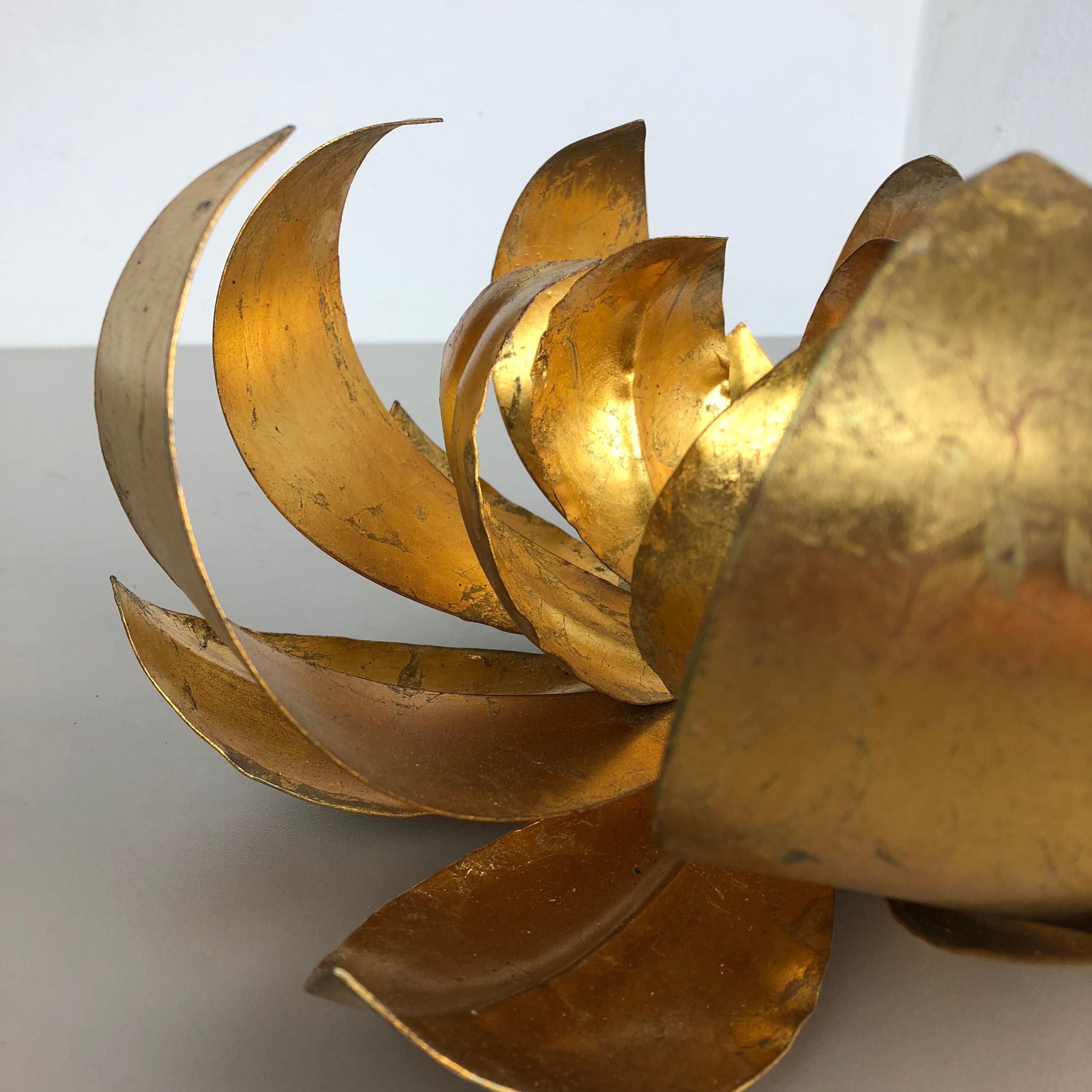 Golden Metal Florentiner Leaf Theatre Wall Ceiling Light Sconces, Italy, 1960s 3