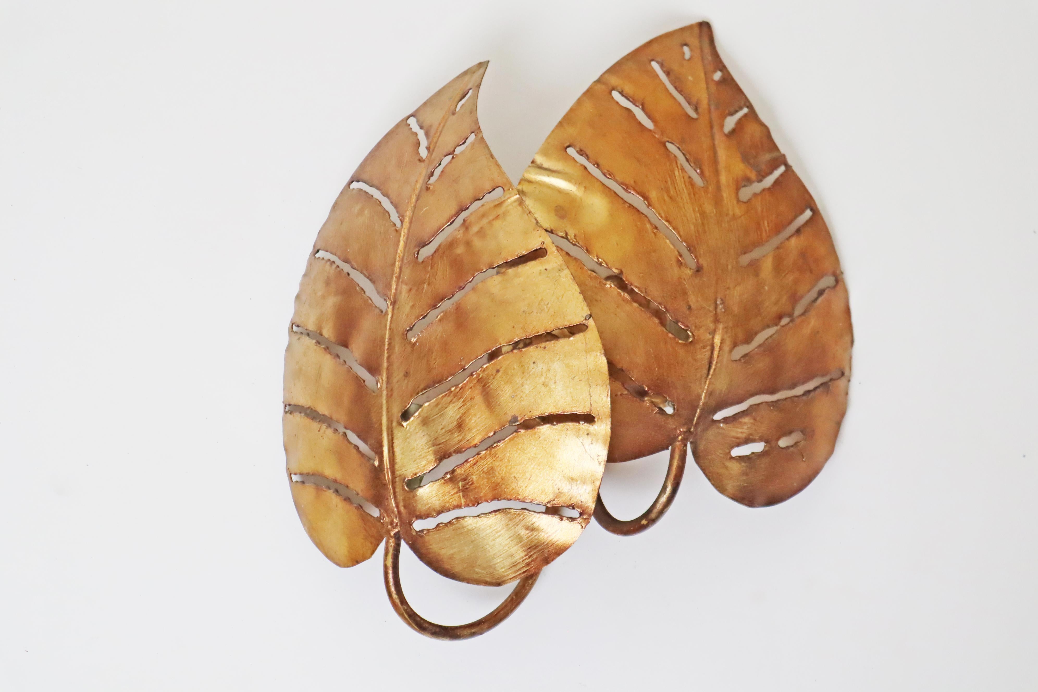 Fatto a mano Lampada da parete Monstera dorata con doppia foglia, Maison Jansen, Francia in vendita