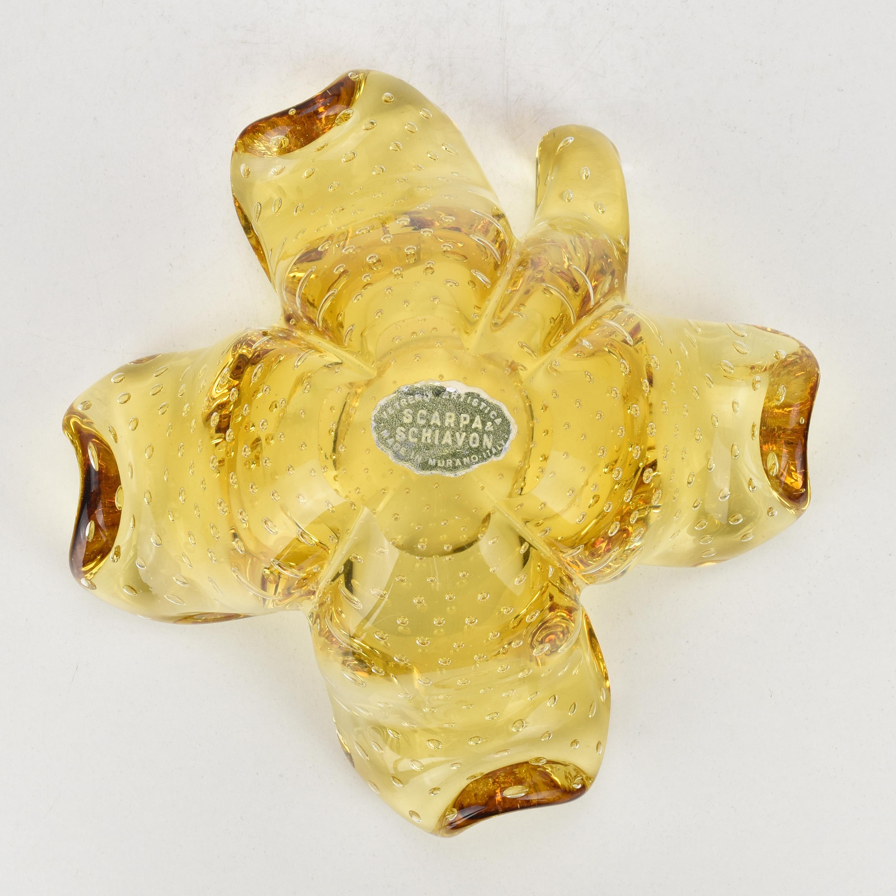 Metà XX secolo Ciotola a trifoglio Bullicante di Murano dorata di Scarpa & Schiavon, anni '50 in vendita