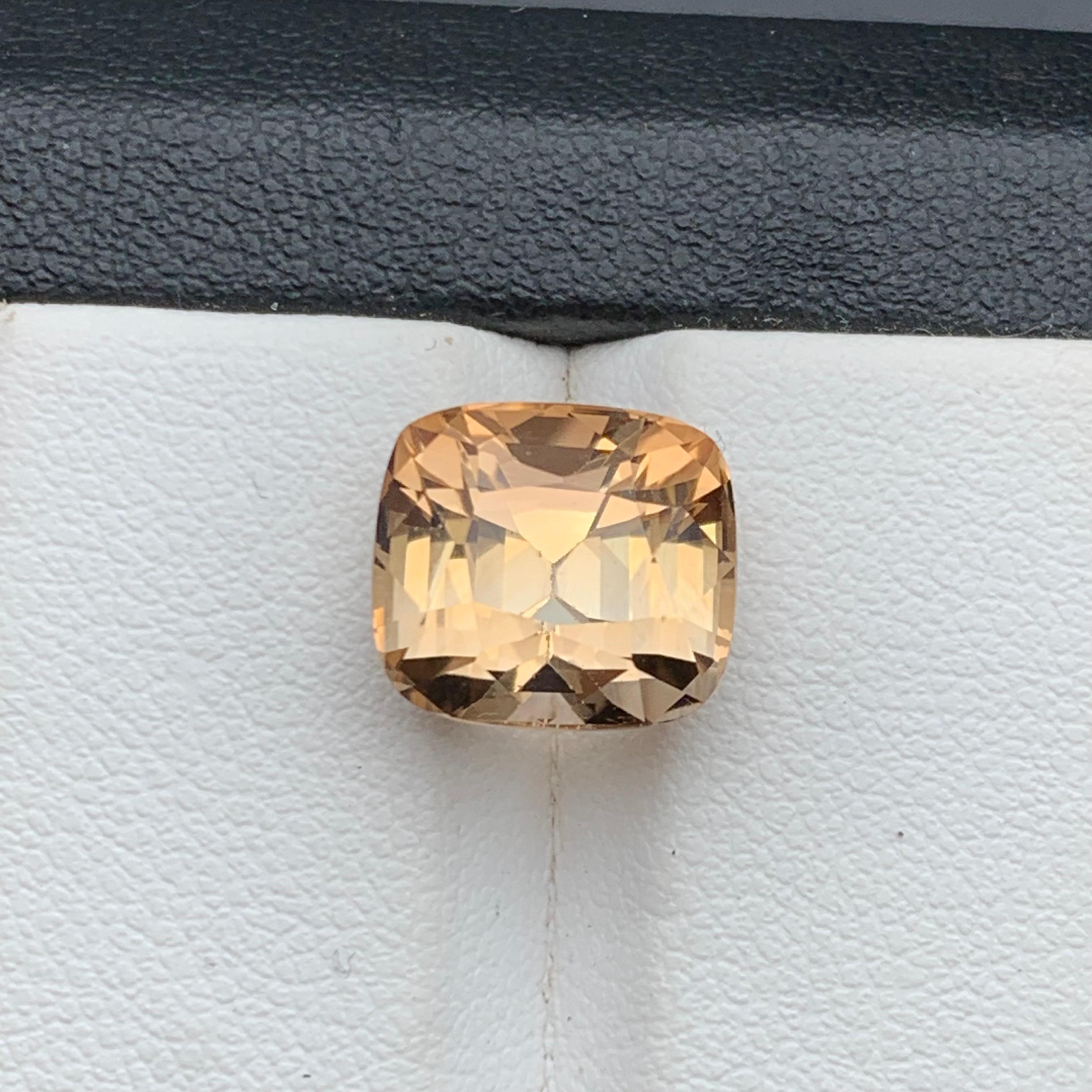 Golden Natural Topaz Ring, Necklace Pendant Loose Gemstone 7.35 Ct Cushion Cut For Sale 5