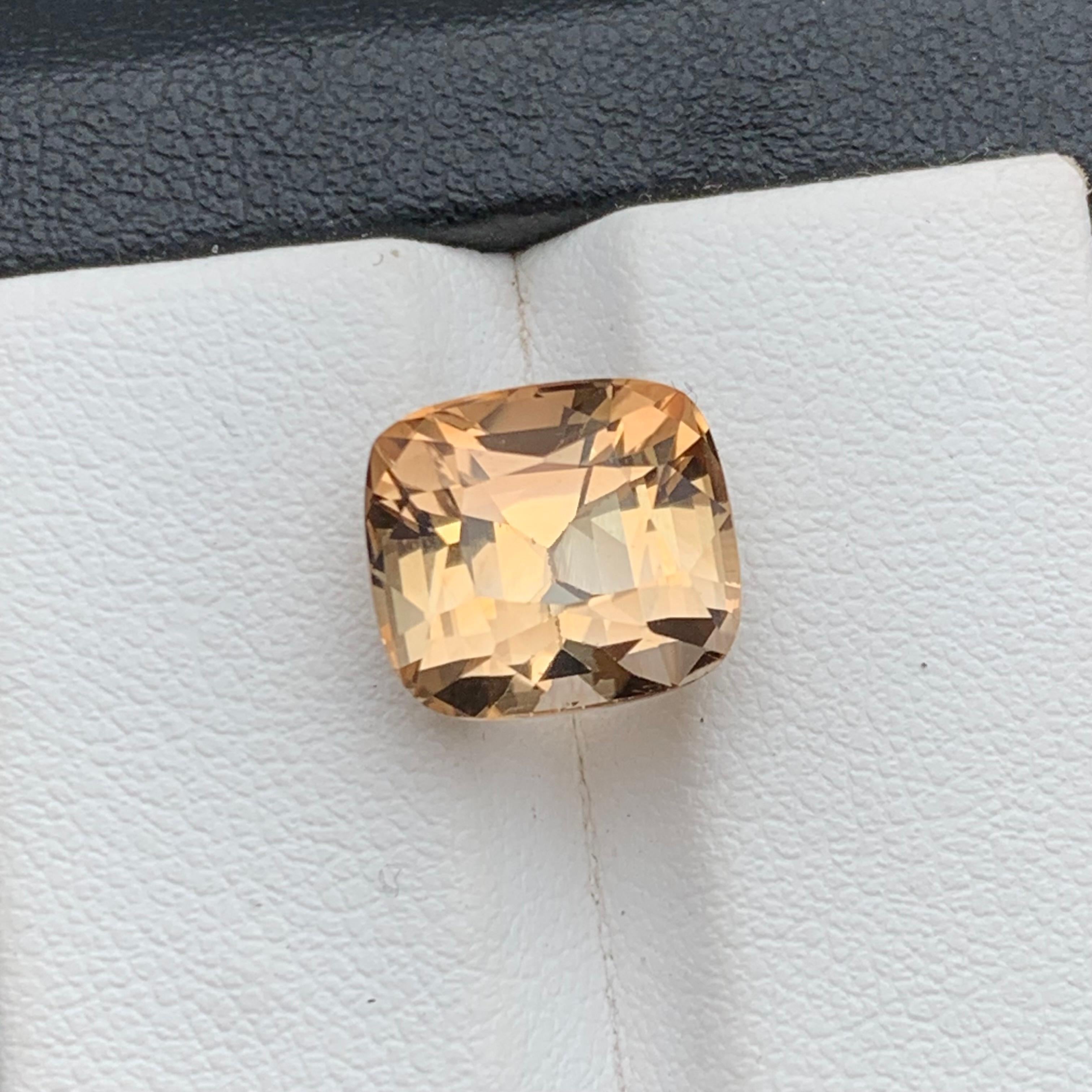 Golden Natural Topaz Ring, Necklace Pendant Loose Gemstone 7.35 Ct Cushion Cut For Sale 7