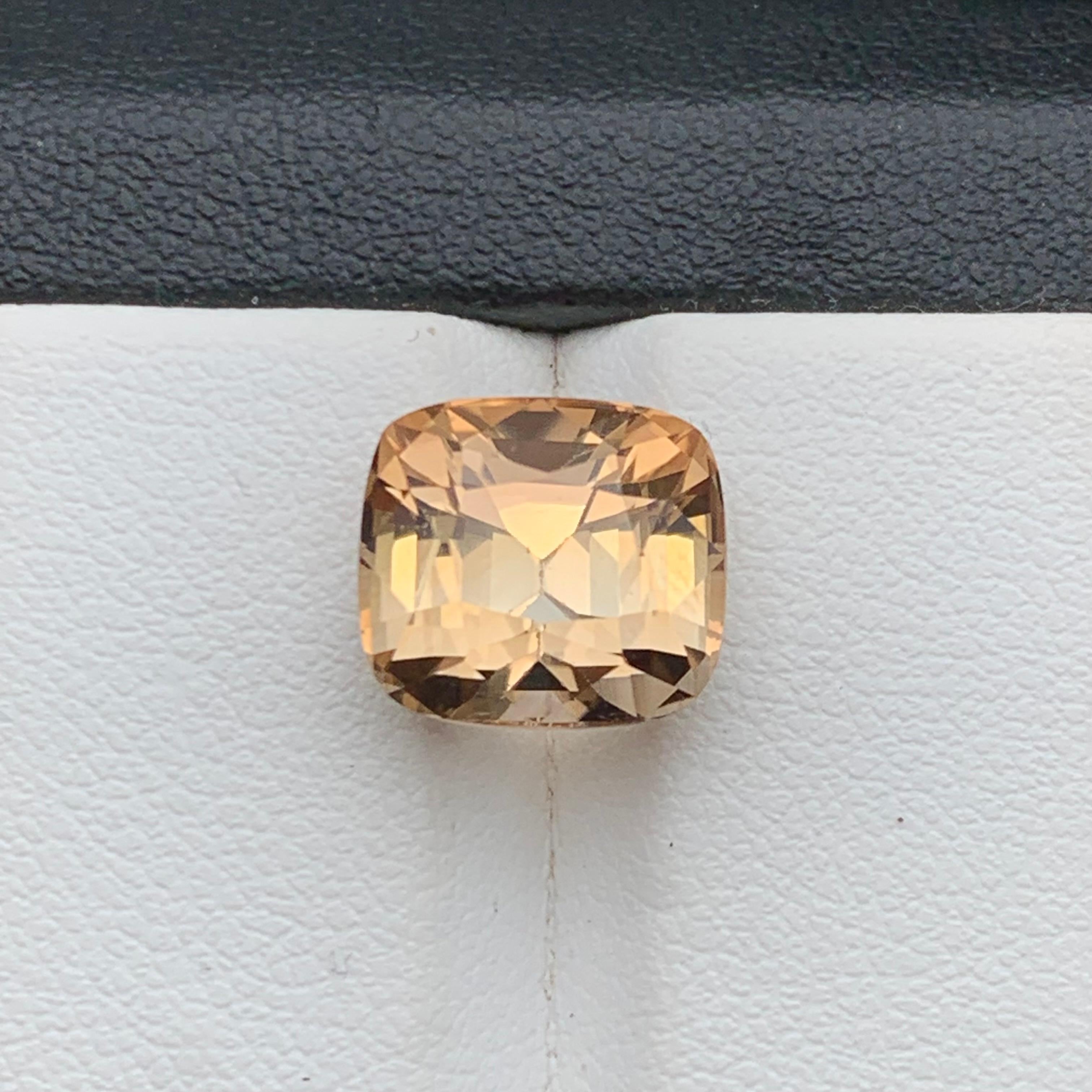 Golden Natural Topaz Ring, Necklace Pendant Loose Gemstone 7.35 Ct Cushion Cut For Sale 10