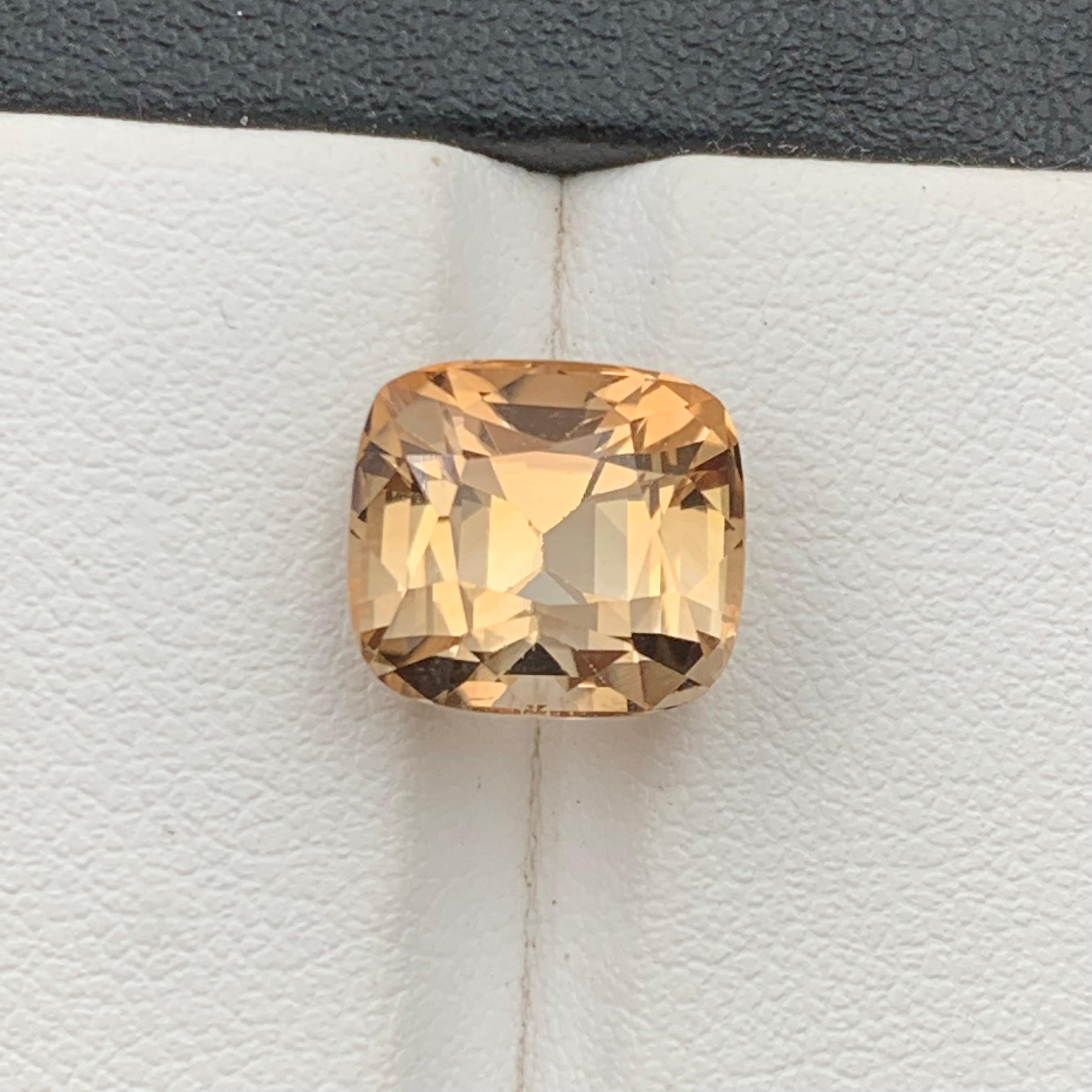 Golden Natural Topaz Ring, Necklace Pendant Loose Gemstone 7.35 Ct Cushion Cut For Sale 2