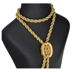 Golden Necklace with a Special Closing Mechanism