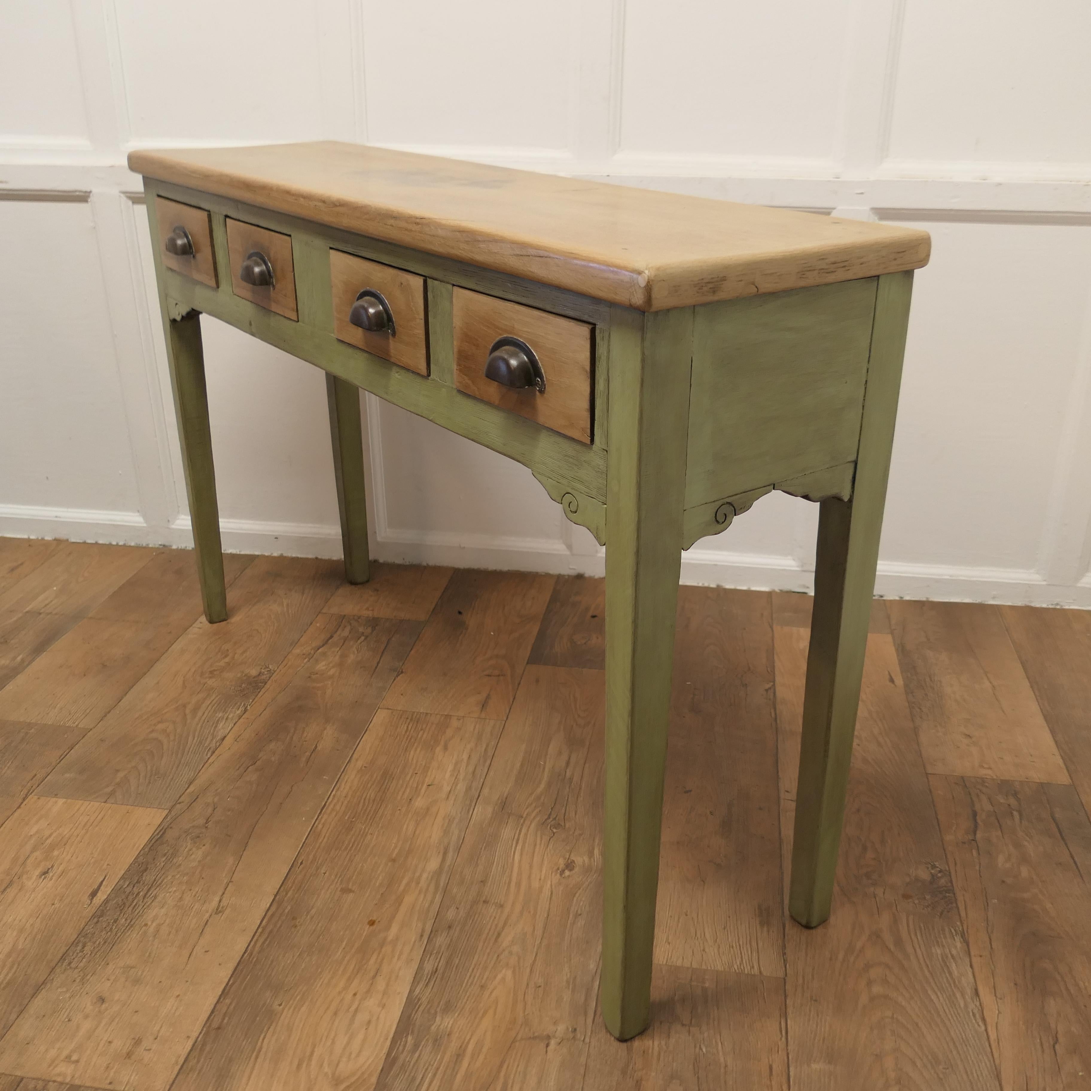 Golden Oak and Olive Green Hall Table, Serving Table    In Good Condition For Sale In Chillerton, Isle of Wight