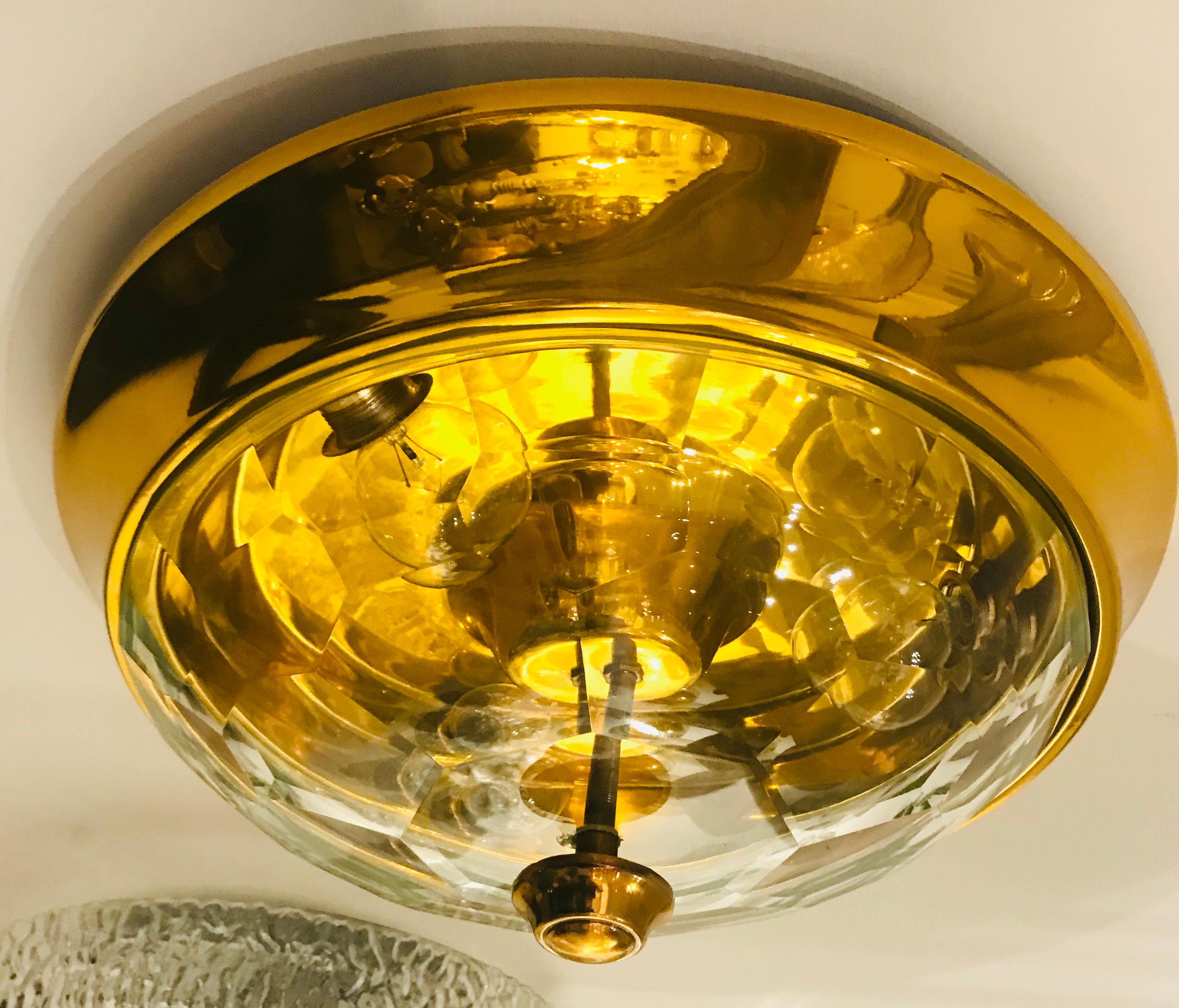 Golden Oscar Torlasco Lumi Crystal 1970s Italian  Flush Ceiling Light For Sale 2