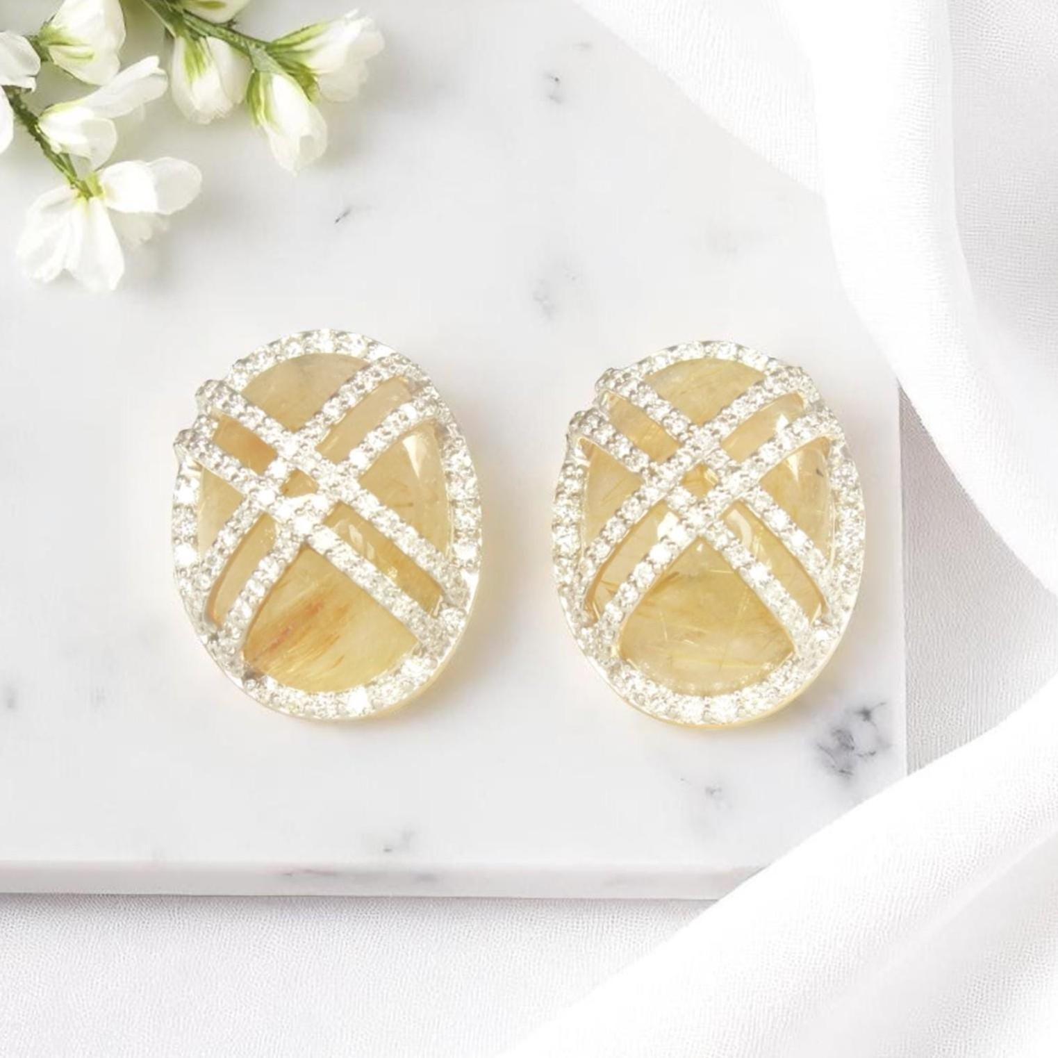 Round Cut Golden Oval Rutile Quartz Earrings in 14k Solid Gold (Certified) For Sale