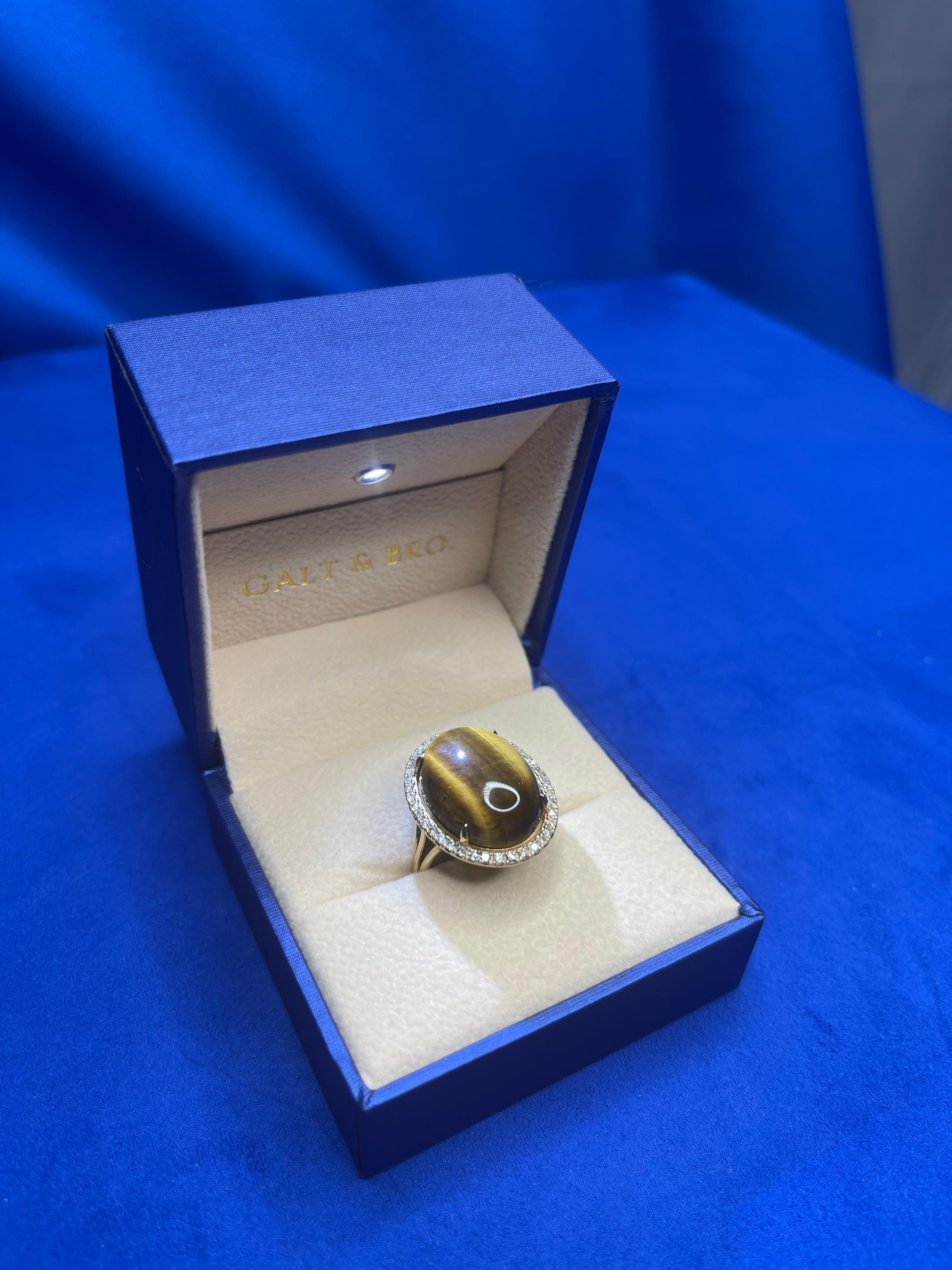 Golden Oval Tiger's Eye Cabochon Diamond Halo Cocktail 14 Karat Yellow Gold Ring For Sale 3