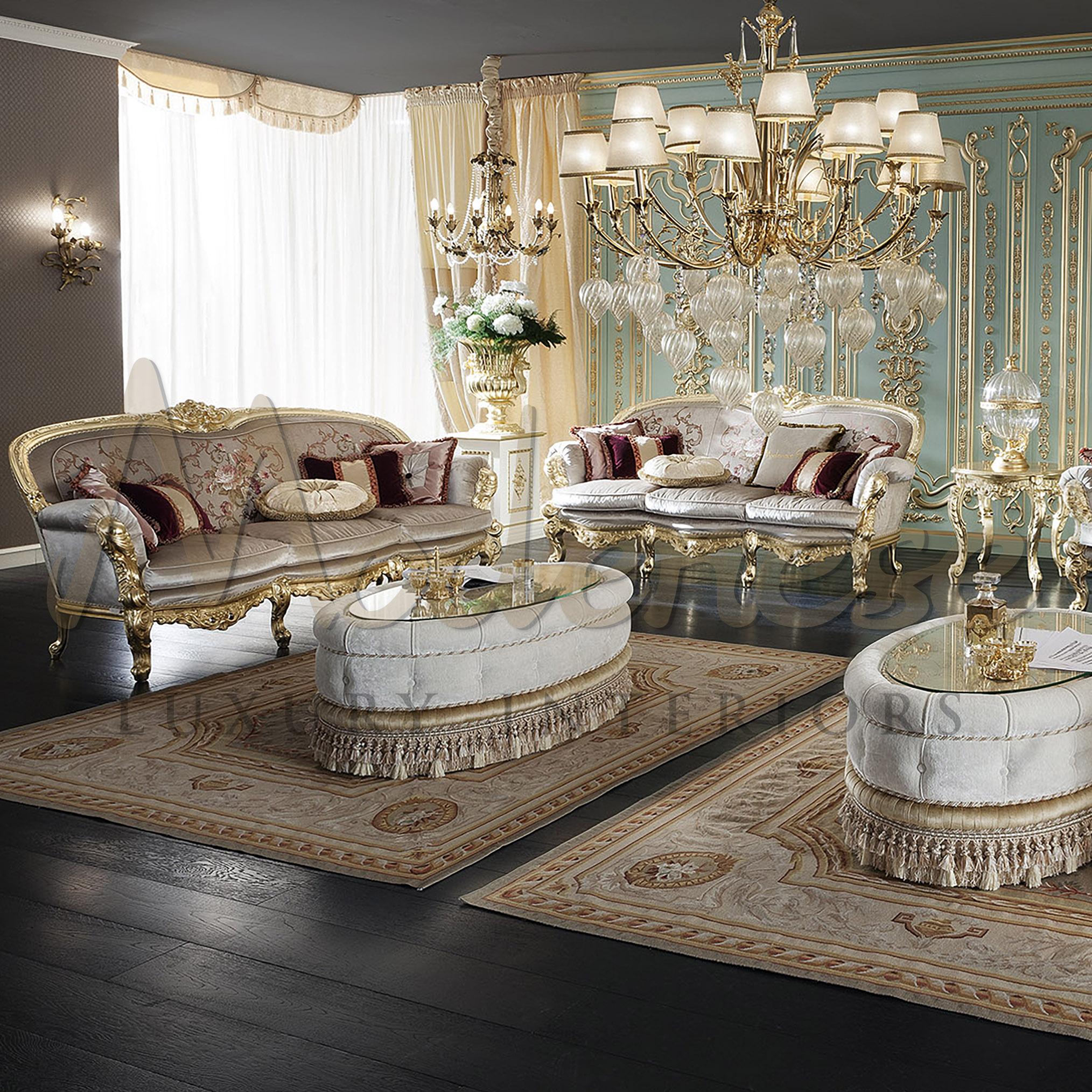 Golden Palace Sofa aus limitiertem massivem Holz mit Blattgoldornament, hergestellt in Italien (Barock) im Angebot