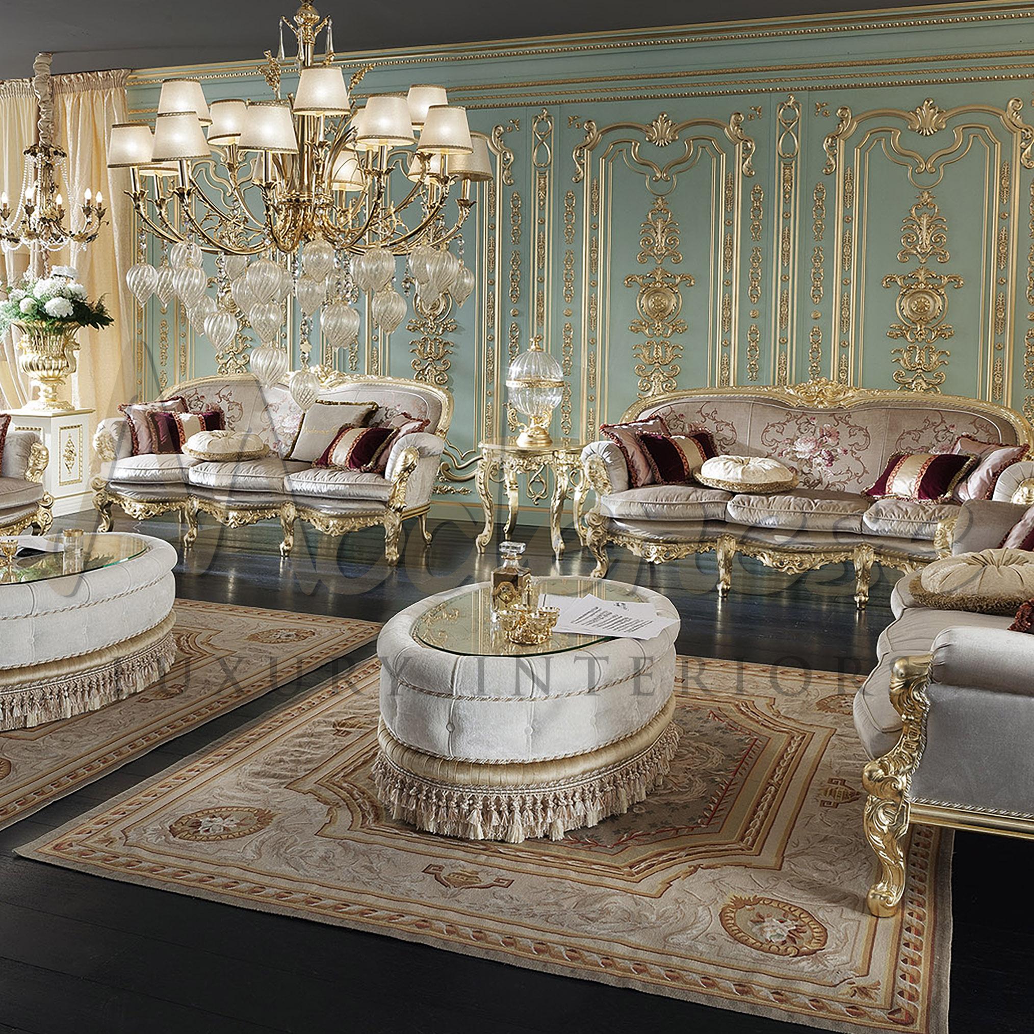 Golden Palace Sofa aus limitiertem massivem Holz mit Blattgoldornament, hergestellt in Italien (Italienisch) im Angebot