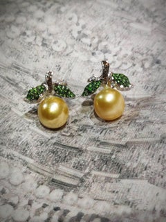 Golden Pear South Sea Pearl Tsavorite Champagne White Diamond 18K Gold Earrings