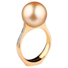 Anello cocktail con diamante e perla d'oro