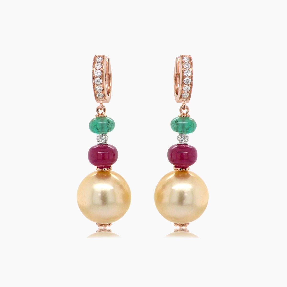 Orecchini pendenti in oro rosa 18 carati con perle, smeraldi, rubini e diamanti In condizioni Nuovo in vendita a Oakton, VA