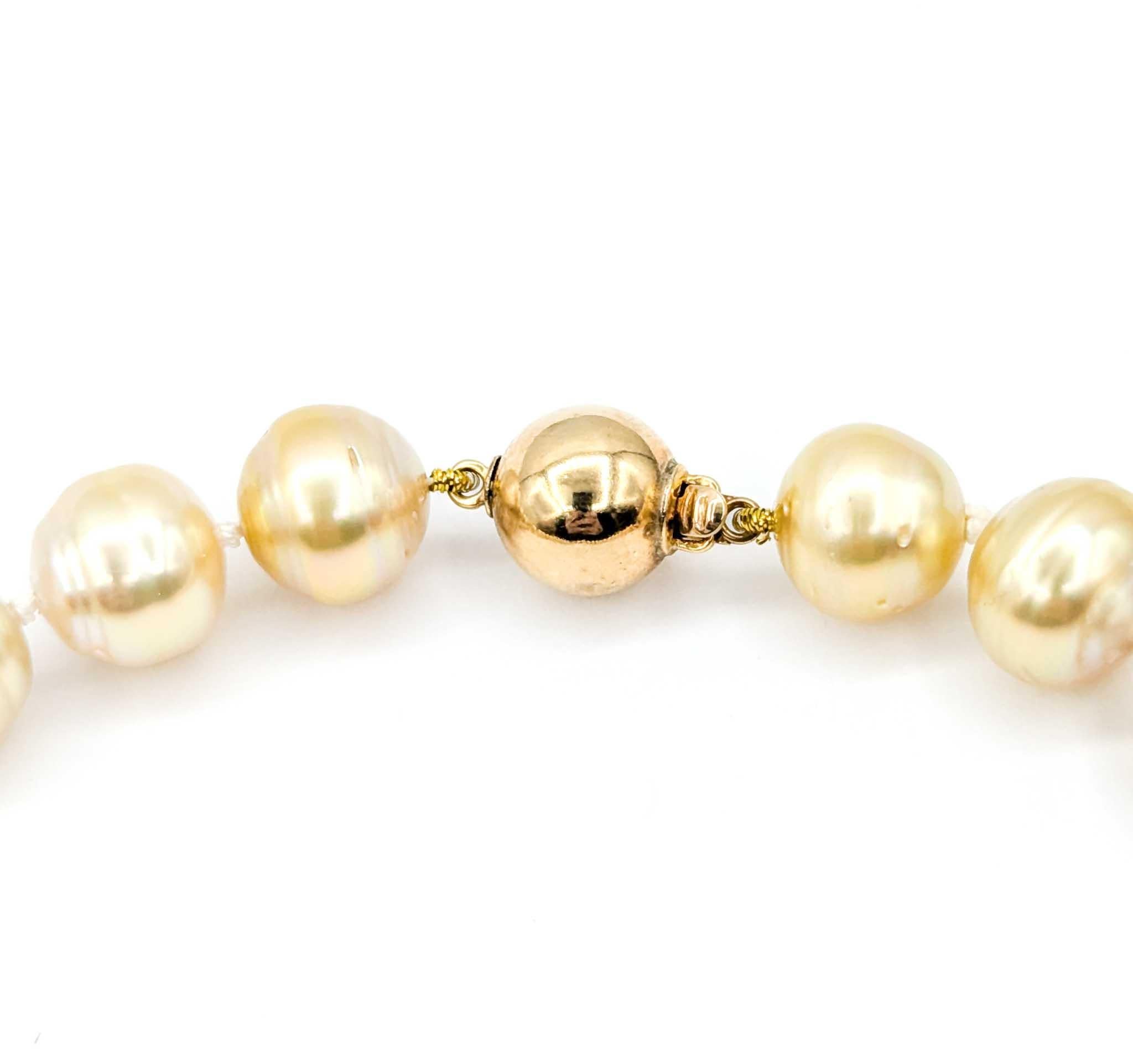 Golden Pearl Necklace Strand in 14k Yellow Gold For Sale 1