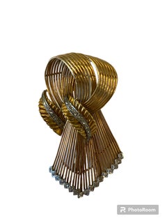 Spilla d'oro con diamanti