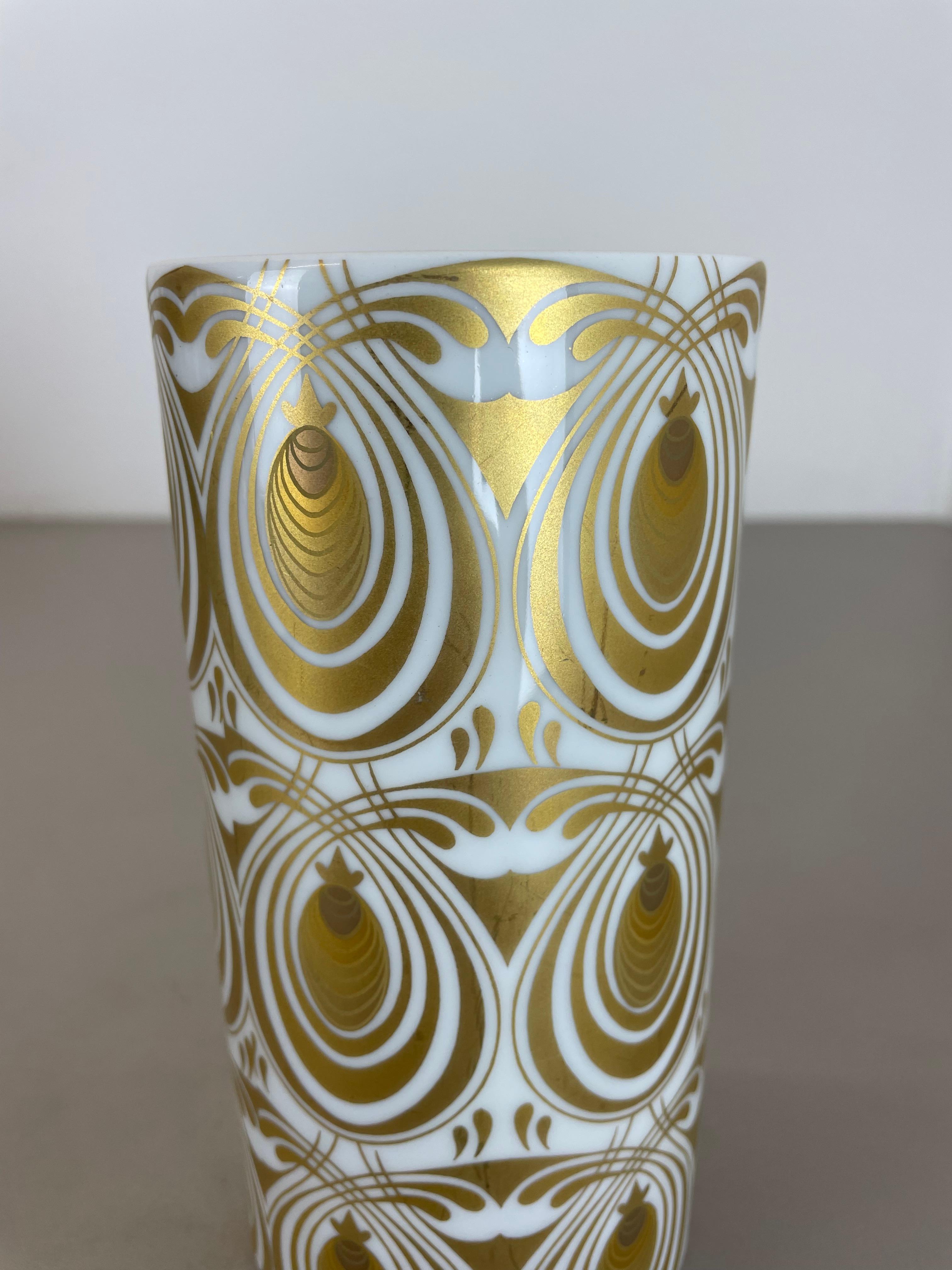 golden Porcelain Vase by Björn Wiinblad Rosenthal Studio Line Germany, 1970 For Sale 5