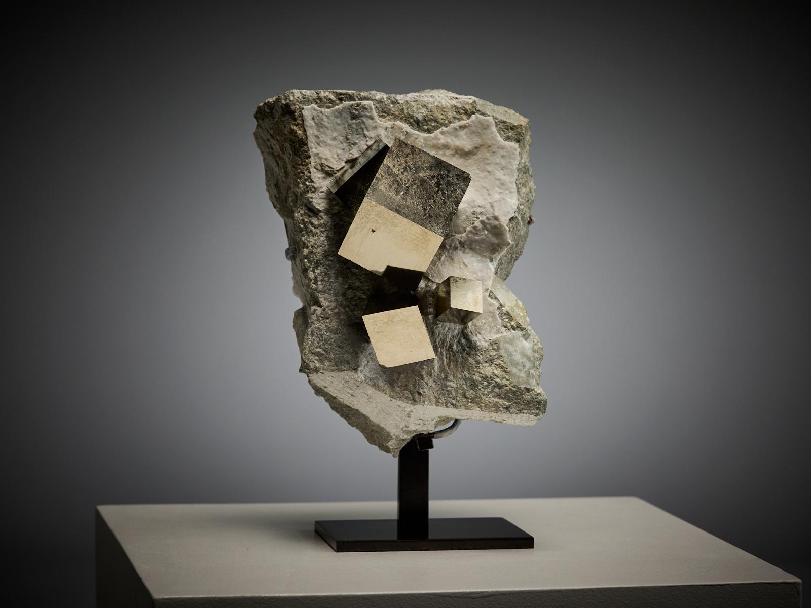 Golden Pyrite on Matrix im Angebot 1
