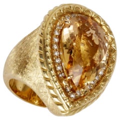 Golden Radiance – 20.94ct Yellow Beryl Ring with 0.38ct Diamonds in 18ky