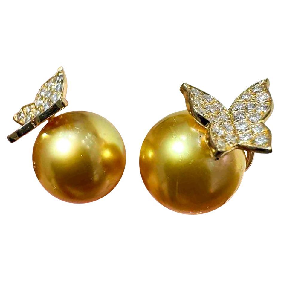 【Golden Radiance】Butterfly Kiss South Sea Pearl & Diamond Earrings For Sale